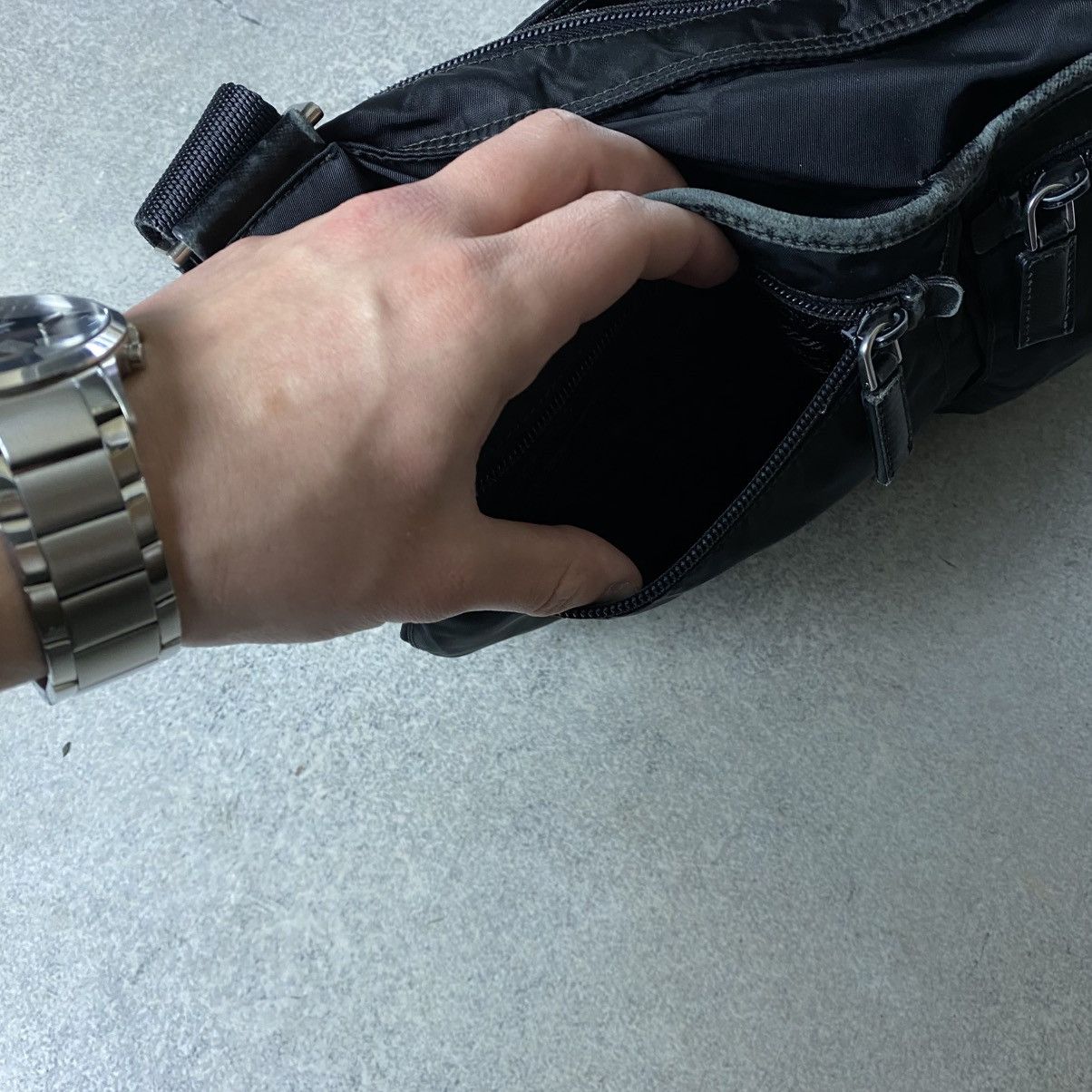 Prada Vintage Prada Nylon Bag Crossbody Size ONE SIZE - 10 Thumbnail