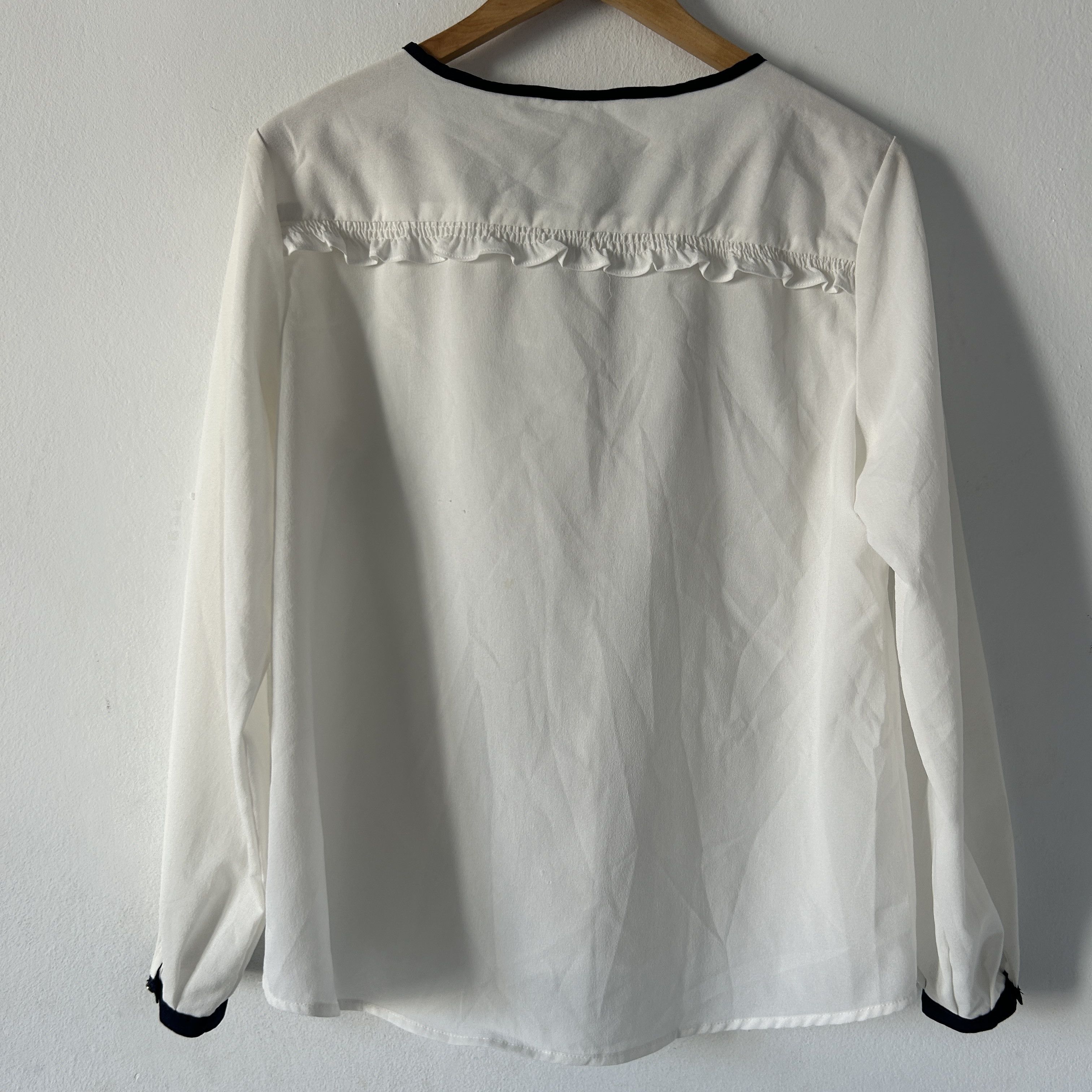 Vintage Vintage 70s Sailor Blouse ruffle neck Size L / US 10 / IT 46 - 8 Thumbnail