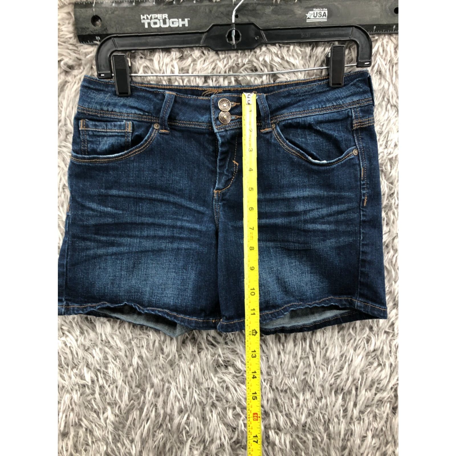 Denime dELiA*s Shorts Jeans Juniors Size 7 Mid Rise Dark Wash Blue Denim Boyfriend Casual 5-Pocket Womens XS-7? Size 28" / US 6 / IT 42 - 3 Thumbnail