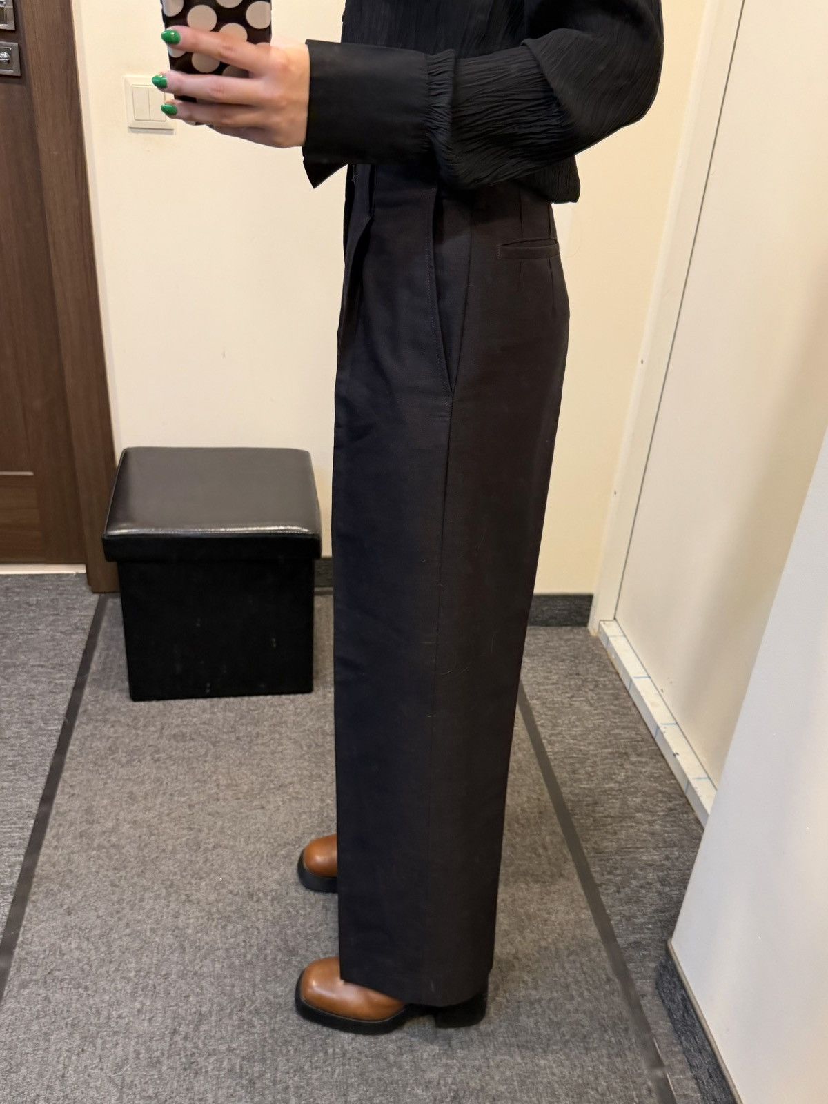 Yohji Yamamoto Yohji Yamamoto Spring/Summer 2001 collection trousers Size 25" / US 0 / IT 36 - 2 Thumbnail