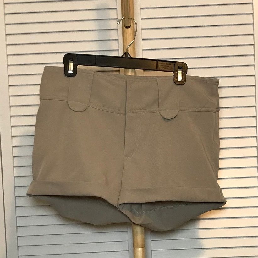Other Rampage Stretch Mid-Rise Cuffed Hem Shorts 11 Size 36" / US 14 / IT 50 - 1 Thumbnail