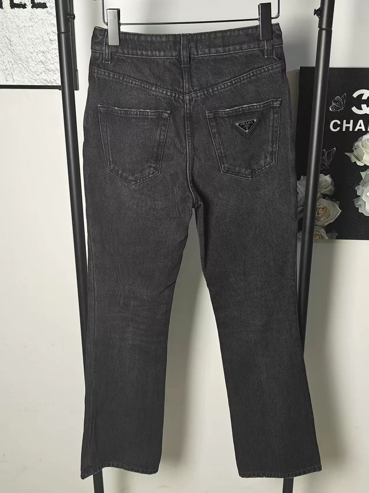 Prada Prada Metallic Triangle Logo Denim Pants Size 34" / US 12 / IT 48 - 1 Thumbnail