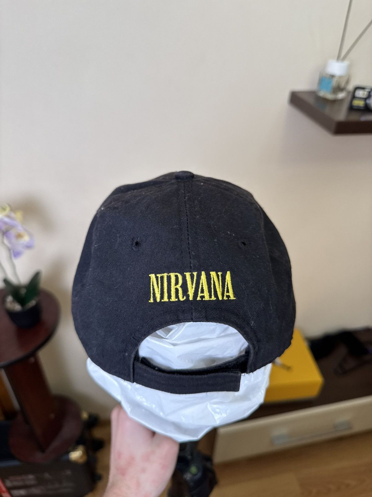 Nirvana Vintage Nirvana Cap Smiley Face Black 2011 Grunge Rock Band Size ONE SIZE - 11 Thumbnail