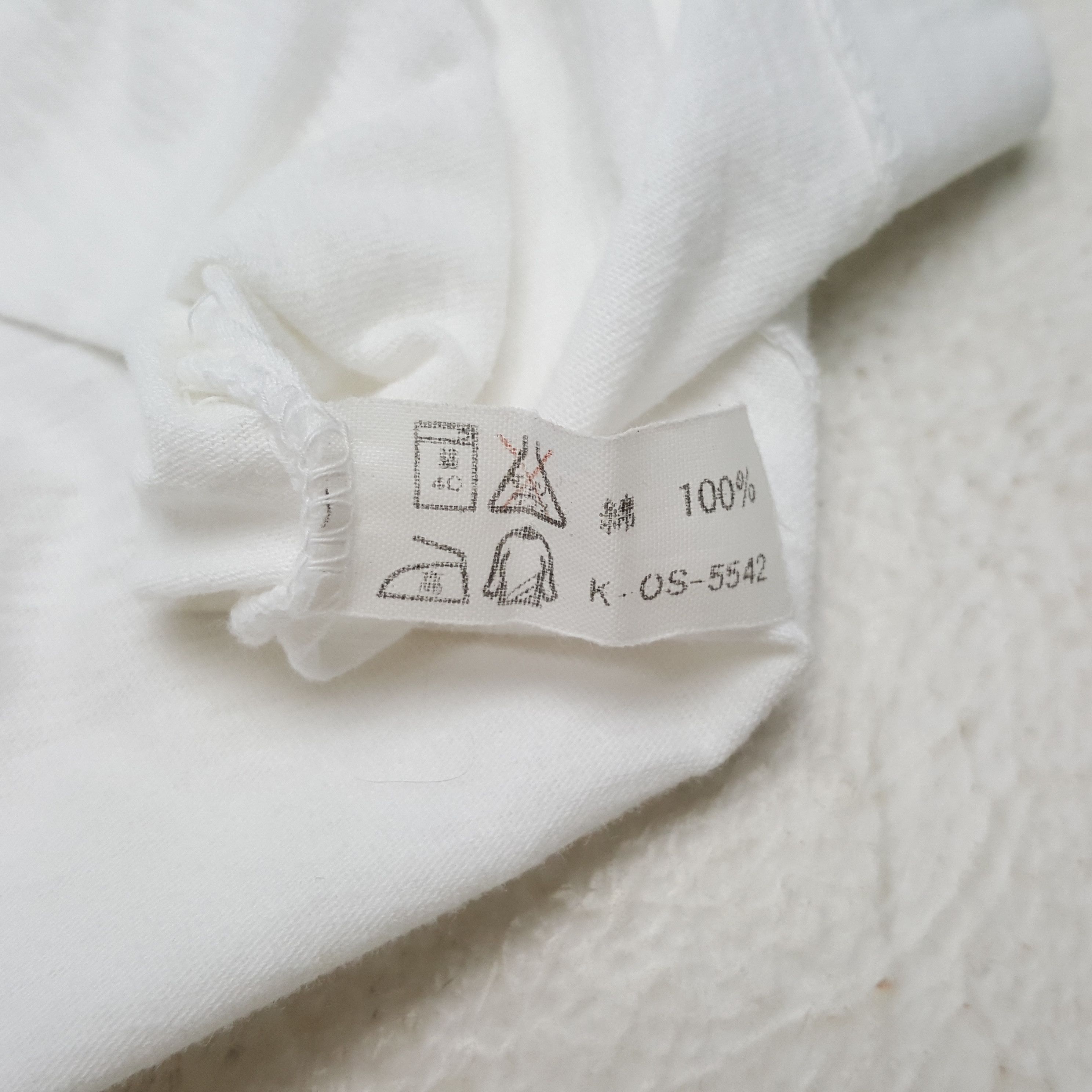 Issey Miyake Vintage Issey Miyake Japanese Fashion Brand T-Shirt C299N73 Size US S / EU 44-46 / 1 - 7 Thumbnail