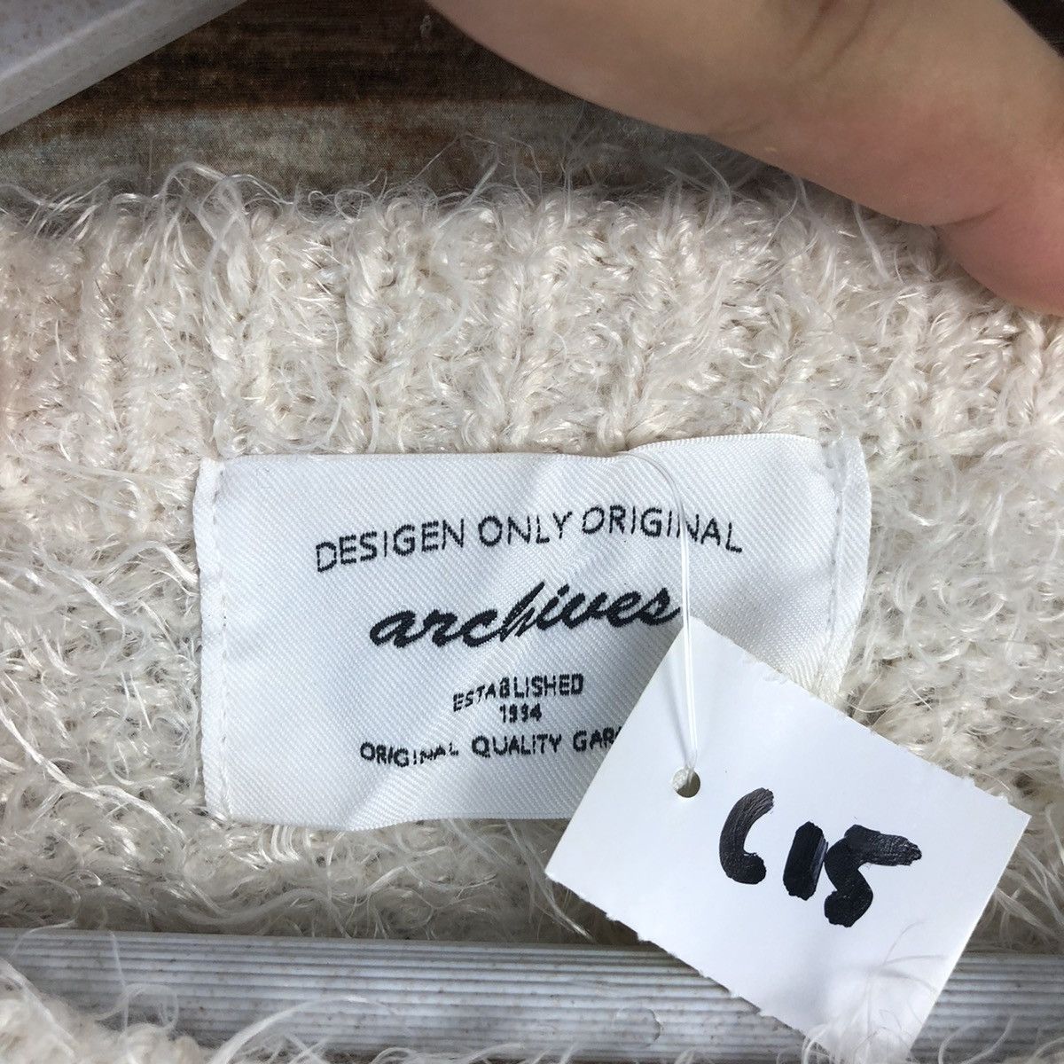 Vintage DL Archives Cream shaggy fur Mohair Knitwear #C027 Size S / US 4 / IT 40 - 9 Thumbnail