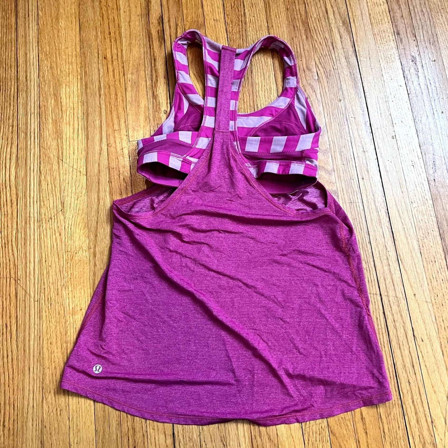 Lululemon VINTAGE Lululemon 2 In 1 Run Tank Built In Shelf Bra Stripe Racerback Top Women’s 6 Tank Women 6 Pink Racerback Shirt Females Size M / US 6-8 / IT 42-44 - 2 Thumbnail
