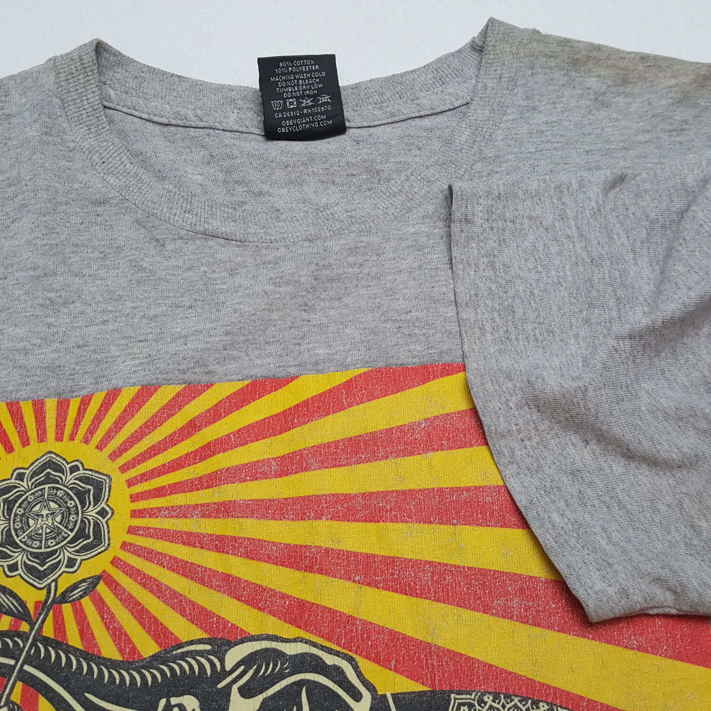 Obey × Vintage OBEY Streetwear Style Tshirt Size US M / EU 48-50 / 2 - 6 Thumbnail