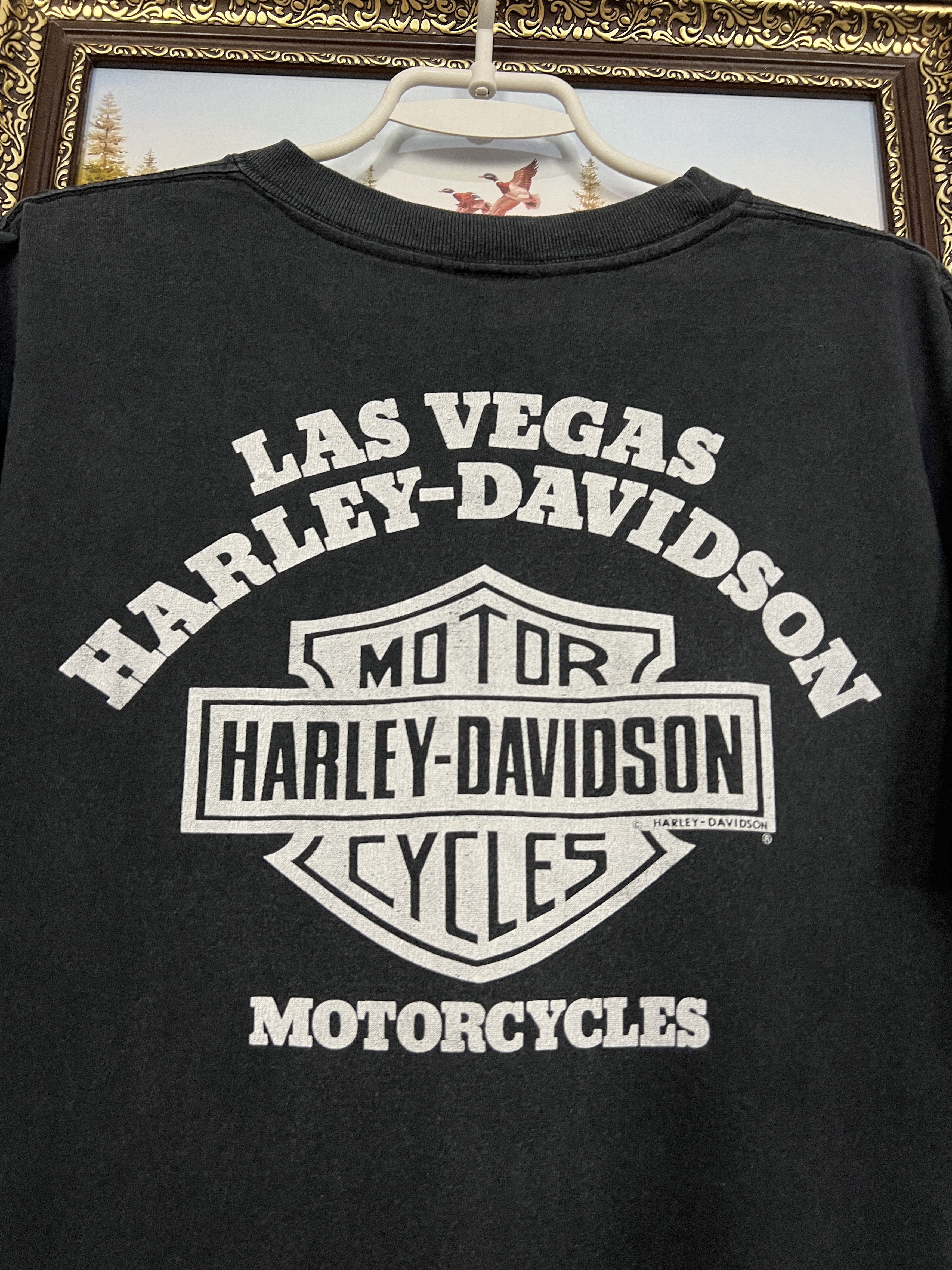 Harley Davidson Harley Davidson Bigger Than Life Bike Tee Shirt Jersey Size US L / EU 52-54 / 3 - 8 Thumbnail