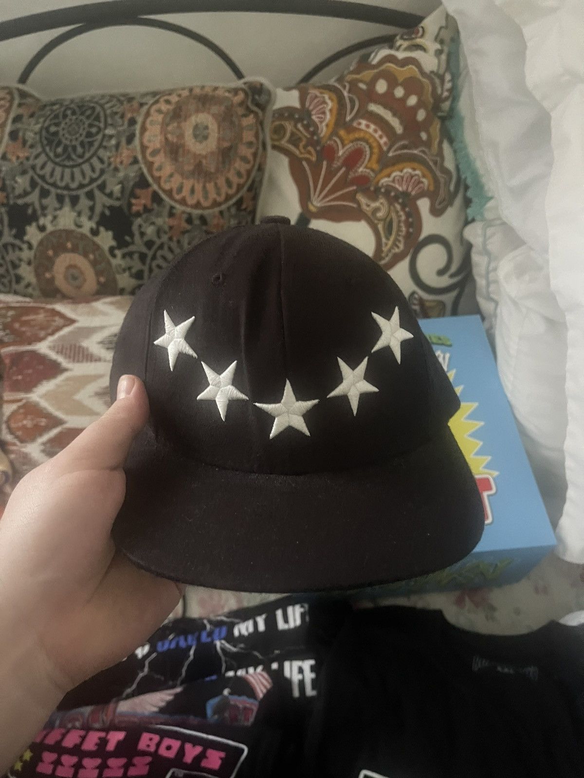 40oz NYC Given by stars cap Size ONE SIZE - 1 Thumbnail