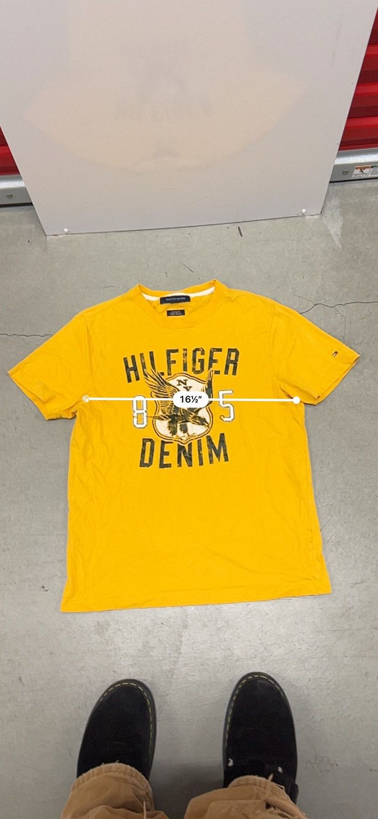 Tommy Hilfiger Vintage NYC Hilfiger Denim Graphic Tee Size US S / EU 44-46 / 1 - 4 Thumbnail