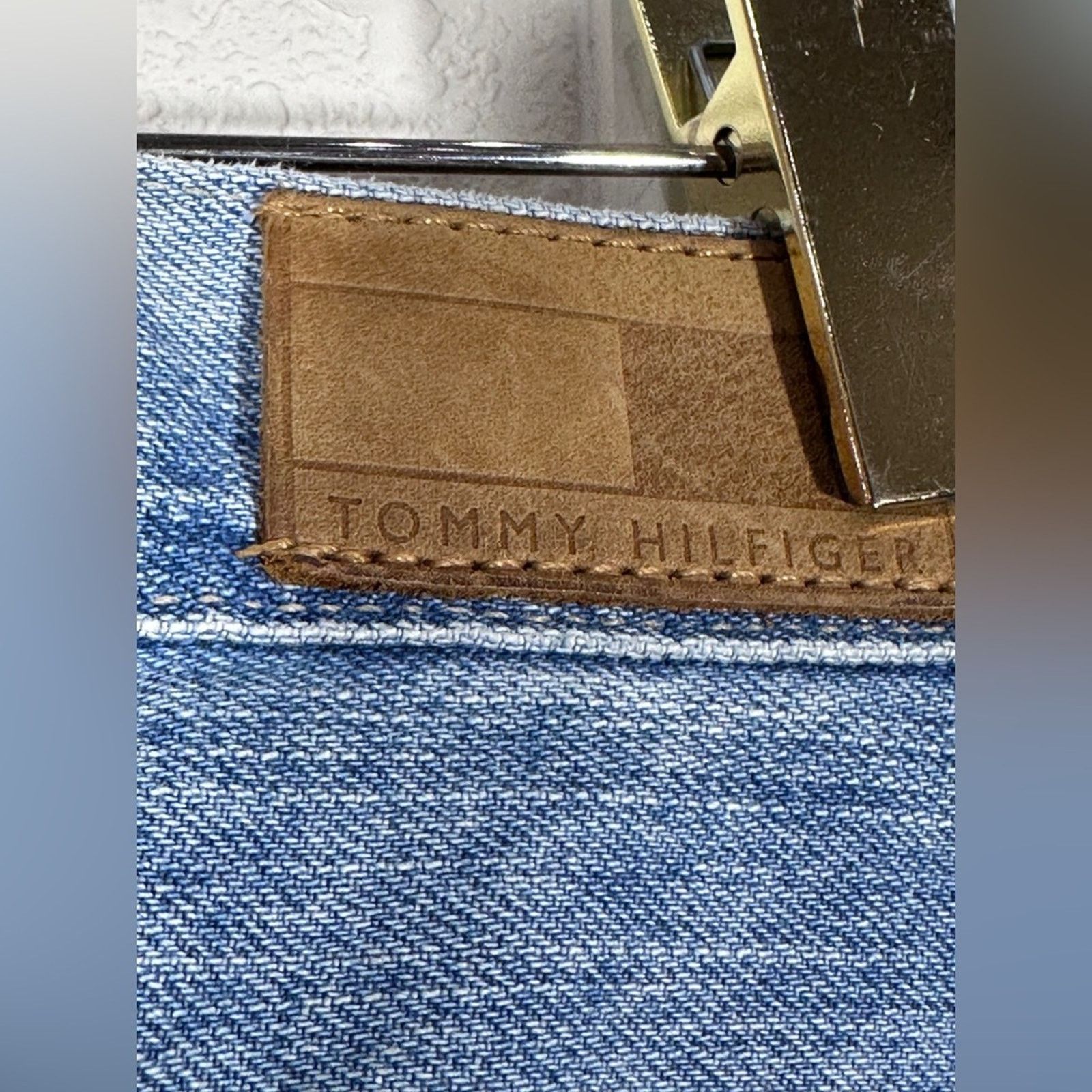 Tommy Hilfiger Tommy Hilfiger Boyfriend Jeans Women’s 12L | Vintage 2000s Size 33" - 4 Thumbnail