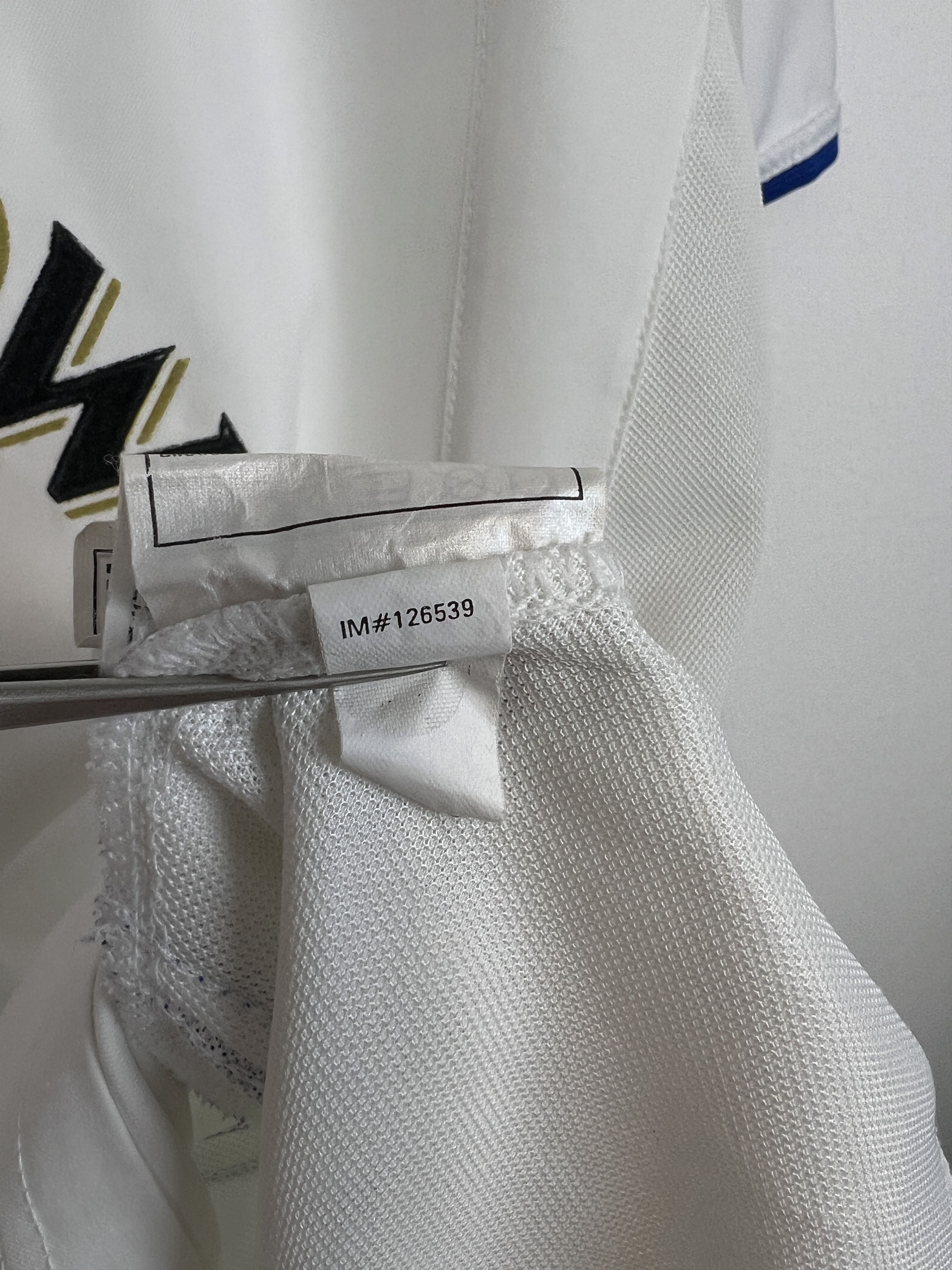 Nike Leeds United Home football shirt 2002 Soccer Jersey Trikot Size US XL / EU 56 / 4 - 7 Thumbnail