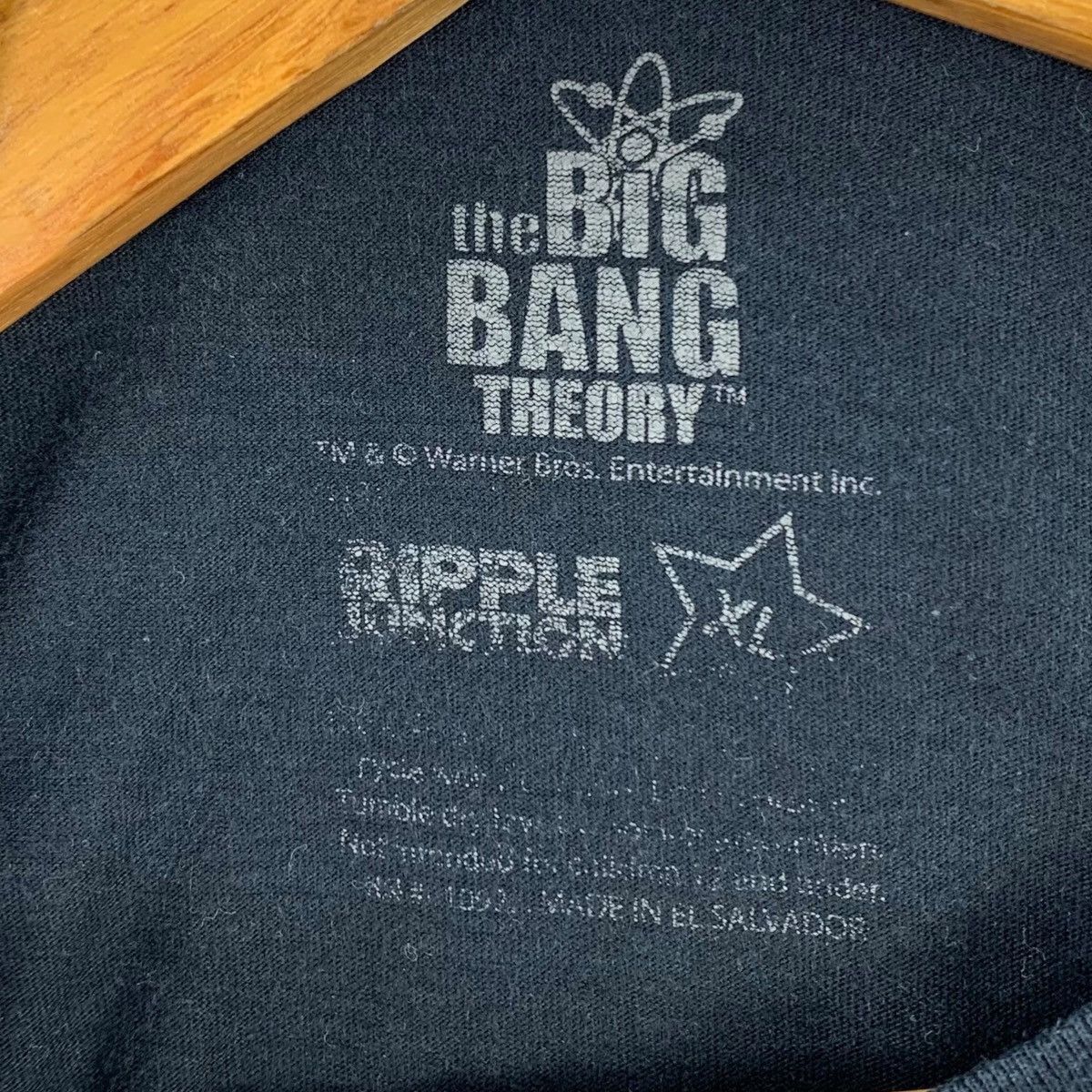 Vintage BIG BANG THEORY Howard Wolowitz Dialogs Print Black Shirt Size US XL / EU 56 / 4 - 4 Thumbnail
