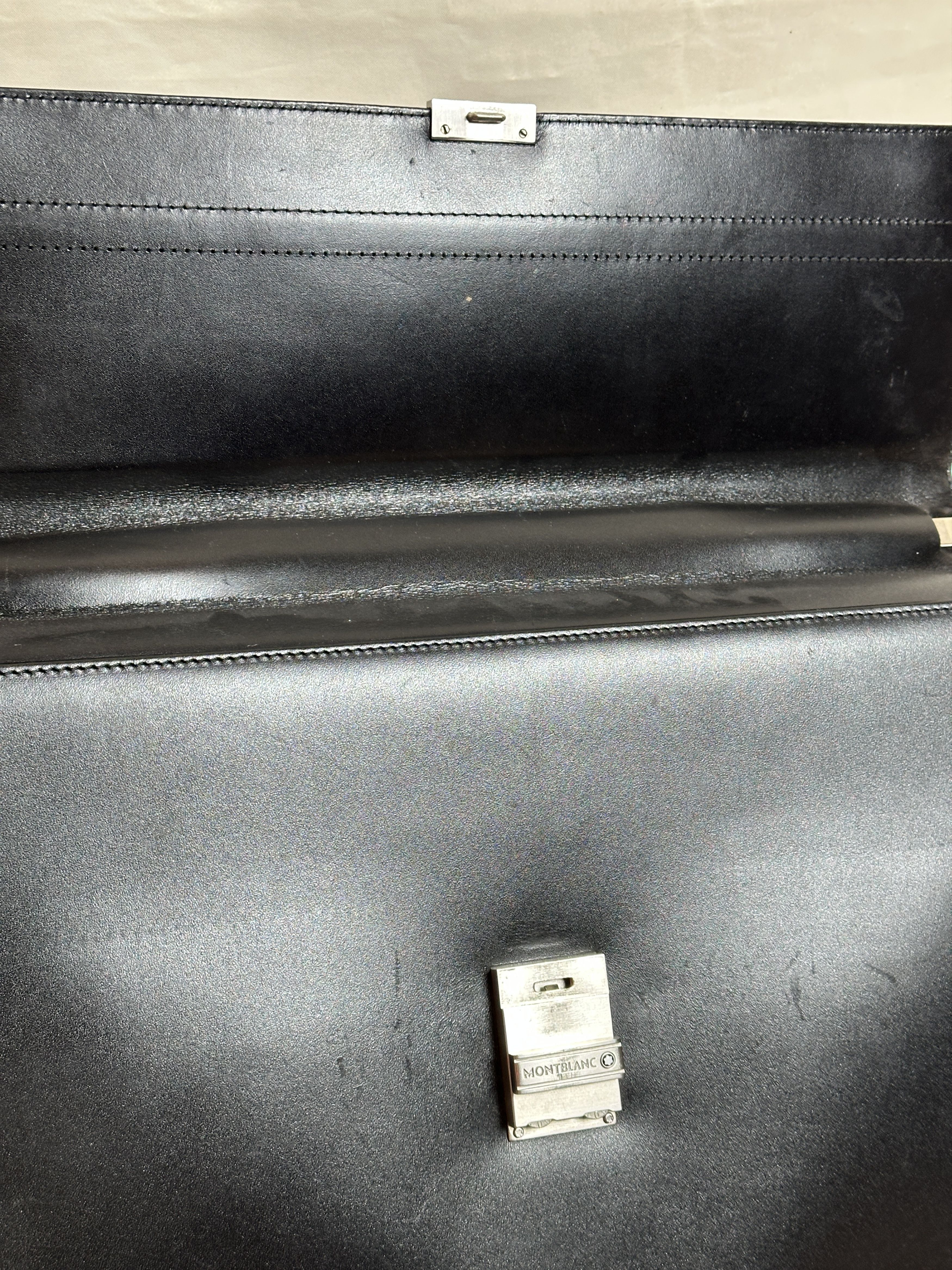 Montblanc Montblanc leather brieface, made in Germany Size ONE SIZE - 12 Thumbnail