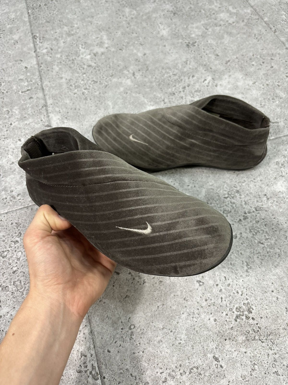 Japanese Brand × Nike × Vintage Rare Japan Trainers Nike Velvet Swoosh Logo 2000s Size US 8 / EU 41 - 2 Thumbnail