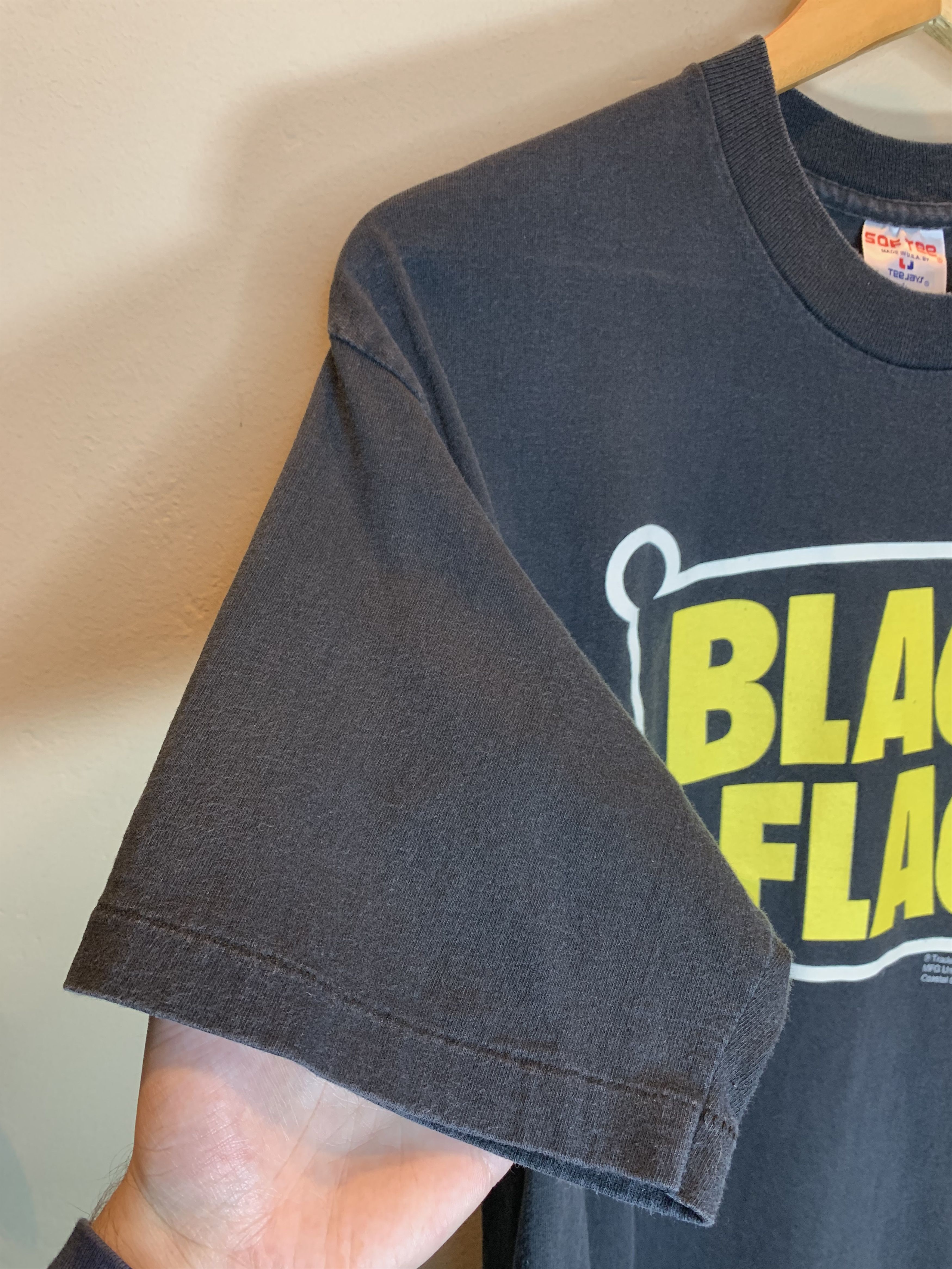 Band Tees RARE* Vintage 90’s Black Flag Single Stitch USA-Made T-Shirt Size US L / EU 52-54 / 3 - 3 Thumbnail