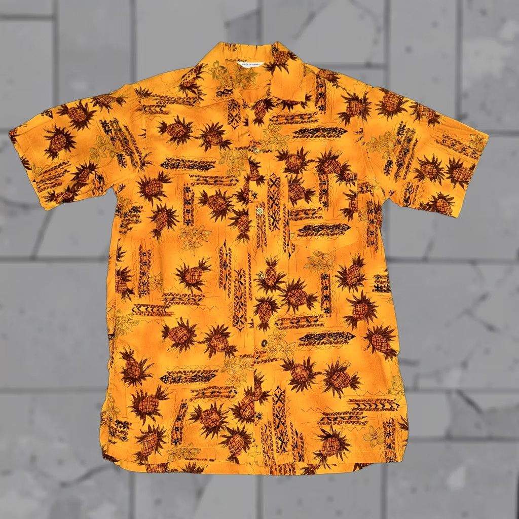 Vintage VINTAGE Made In Hawaii Aloha Shirt Mens S Short Sleeve Metal Button Pineapple Print Orange Shirts Mens Size US S / EU 44-46 / 1 - 1 Thumbnail