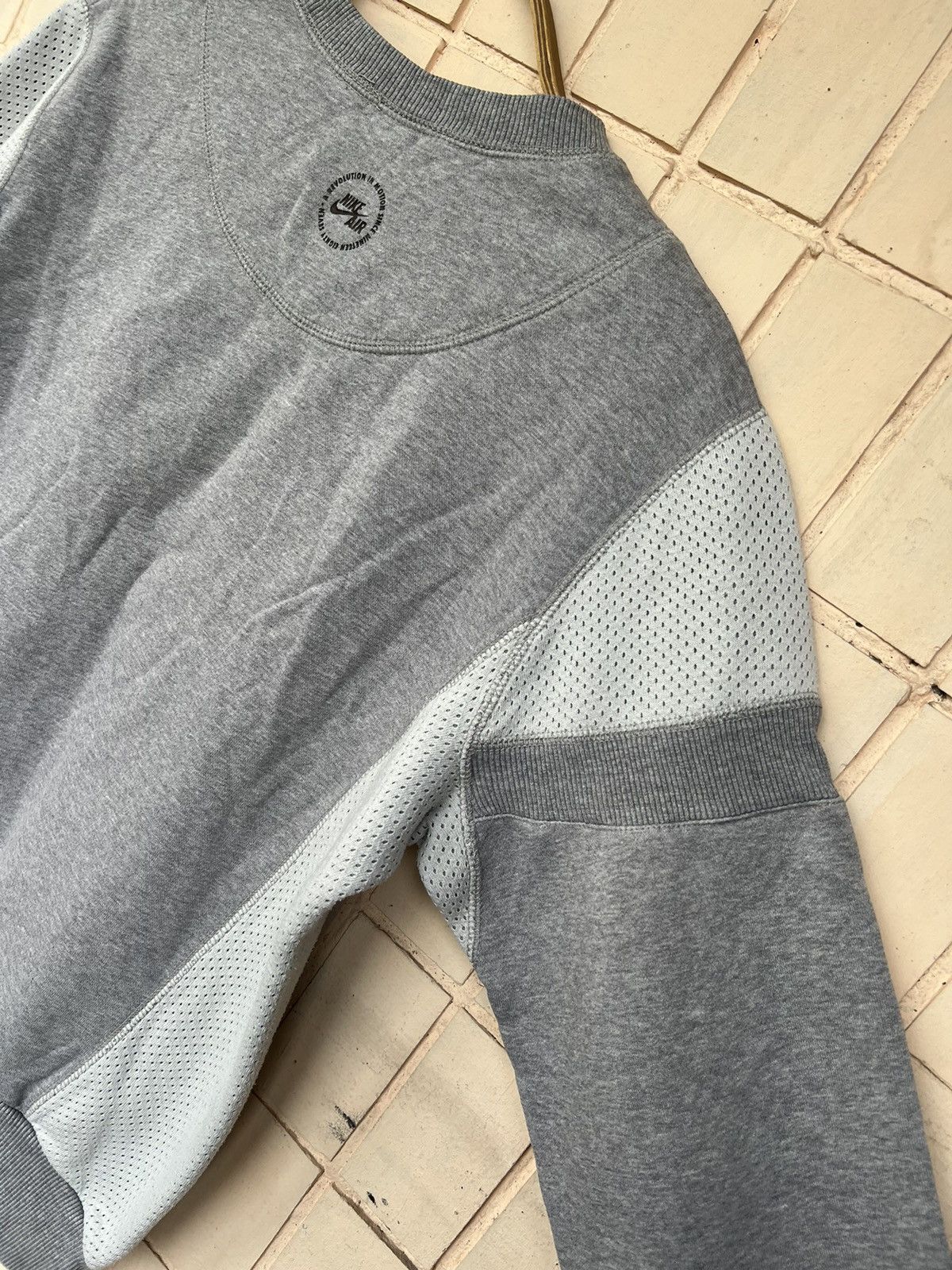 Nike × Vintage Vintage Nike Air Sweatshirt Big Logo Size S Size US S / EU 44-46 / 1 - 21 Thumbnail