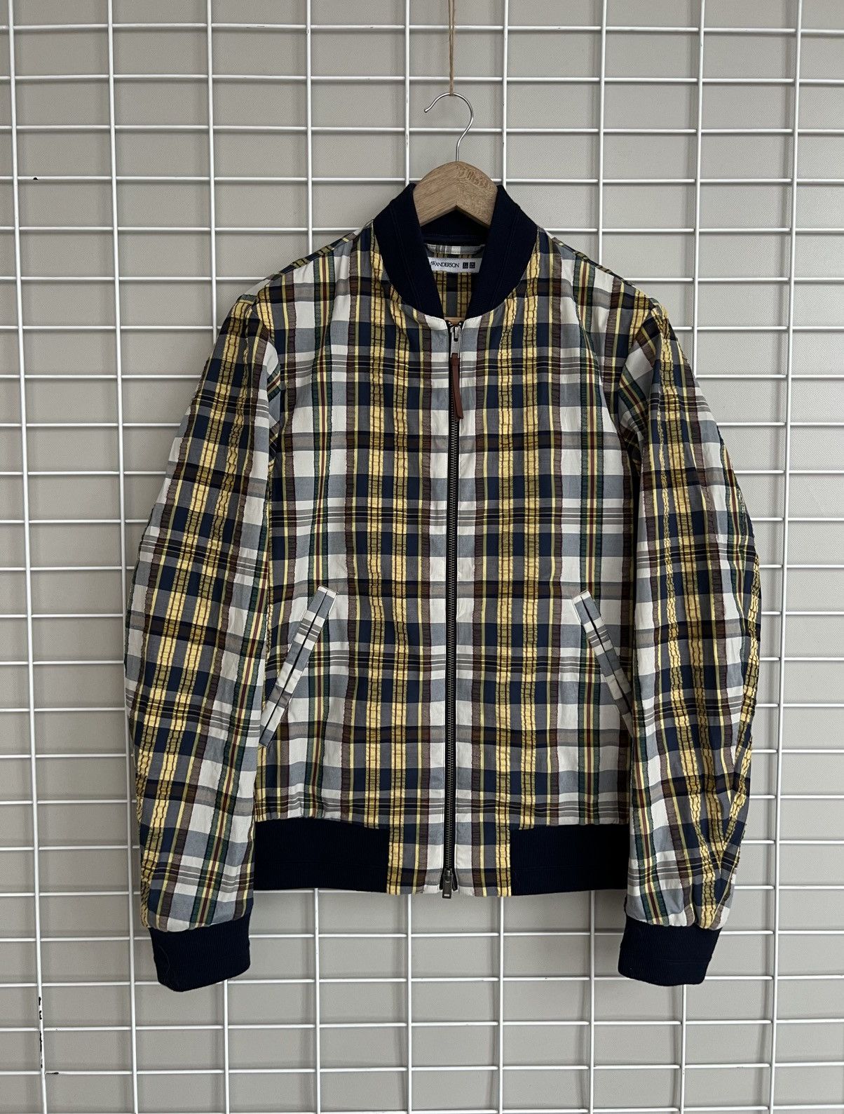 JW Anderson × Uniqlo J.W. Anderson x Uniqlo Plaid Bomber Jacket Mens Size M Size US M / EU 48-50 / 2 - 1 Thumbnail