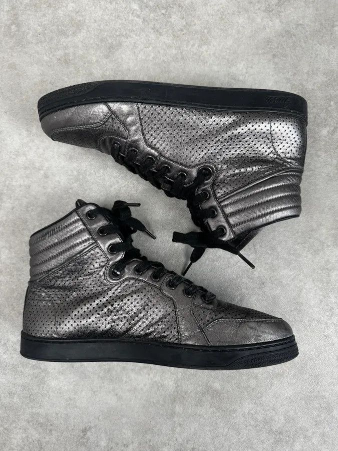 Gucci Gucci Silver Perforated Leather High-Top Sneakers Size US 8.5 / IT 38.5 - 3 Thumbnail