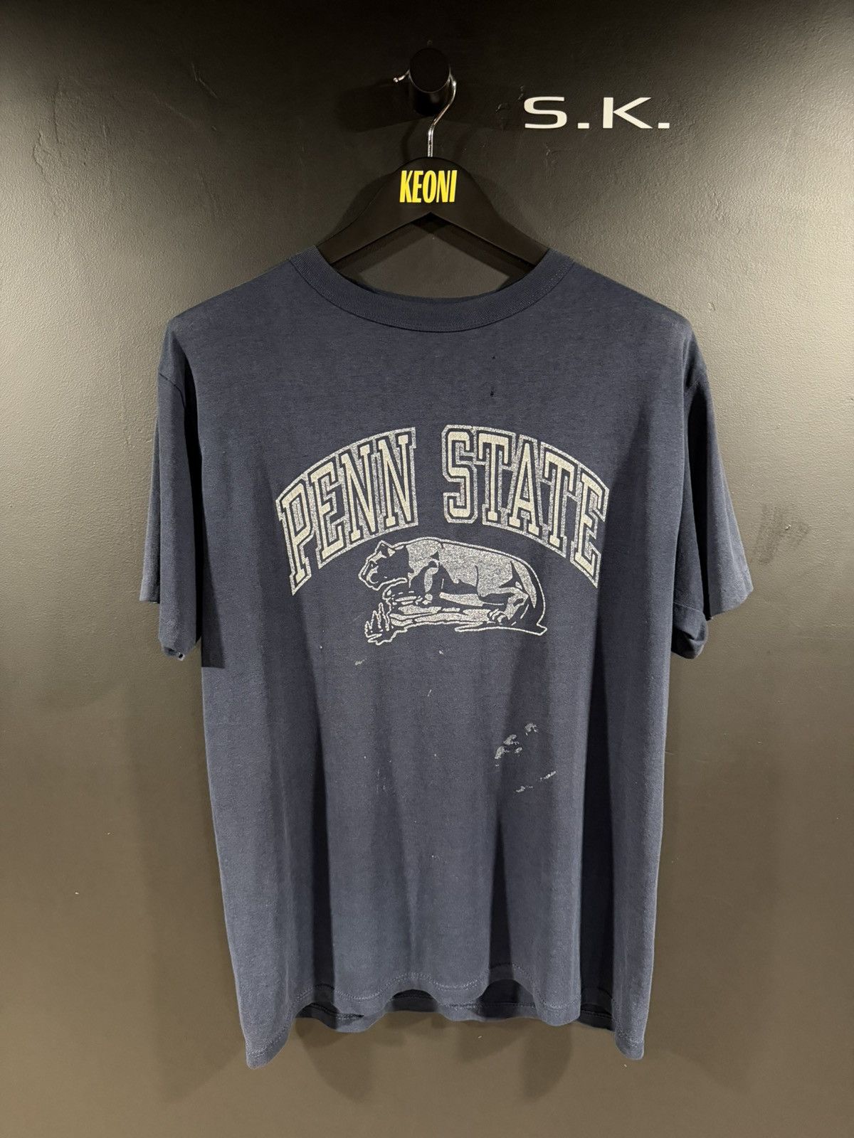Vintage 1990s Vintage Penn State Single Stitch Distressed NCAA Tee L Size US L / EU 52-54 / 3 - 1 Thumbnail