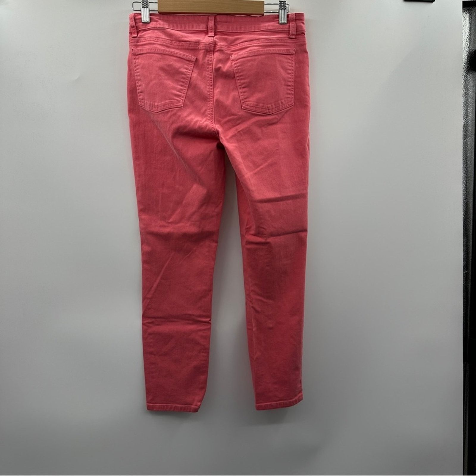 Eileen Fisher Eileen Fisher Barbiecore Pink Mid Rise Skinny Cropped Jeans Size 28" / US 6 / IT 42 - 4 Thumbnail