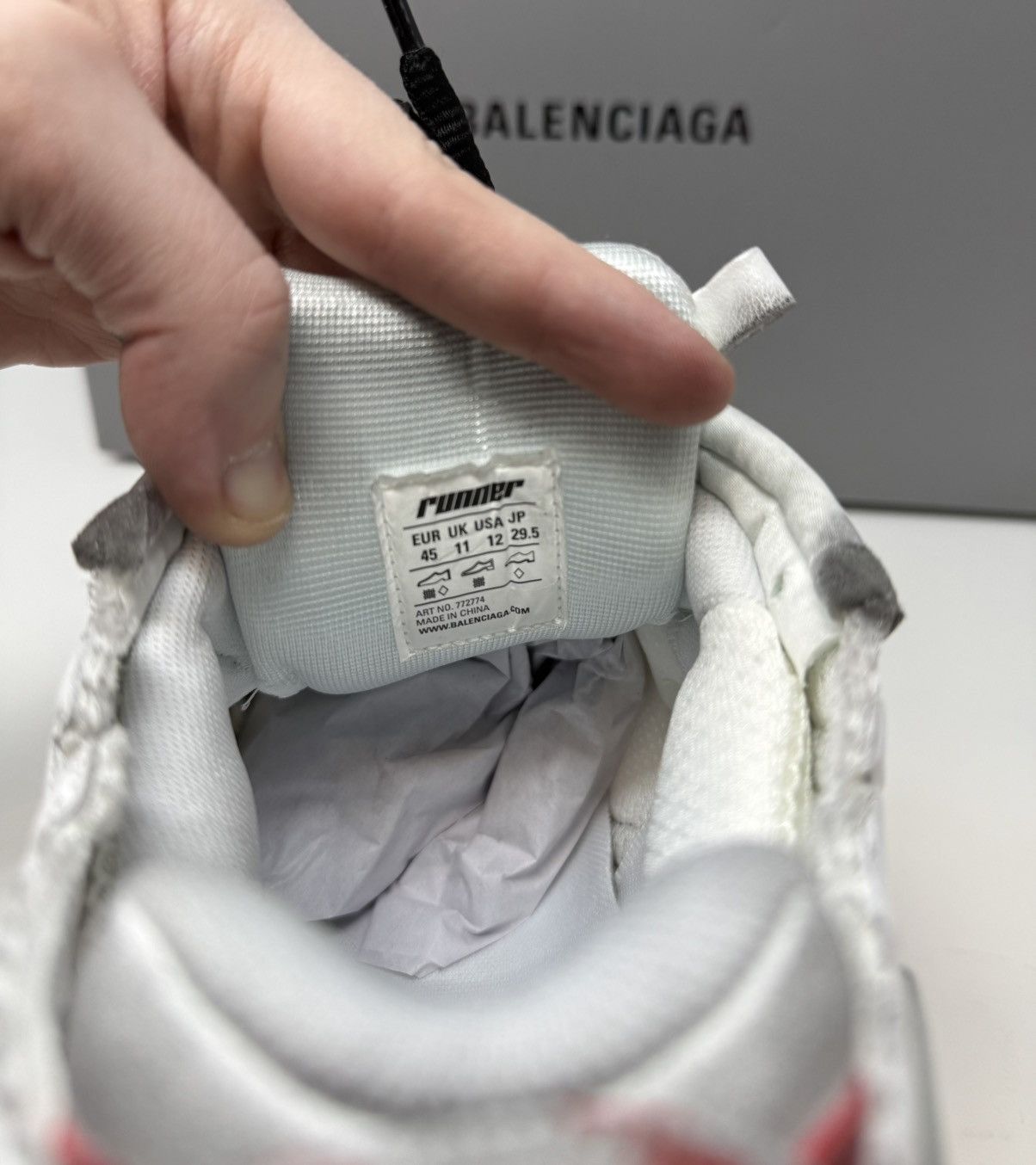 Balenciaga Balenciaga Runner Sneaker White/Red/Black New Season Size US 12 / EU 45 - 7 Thumbnail