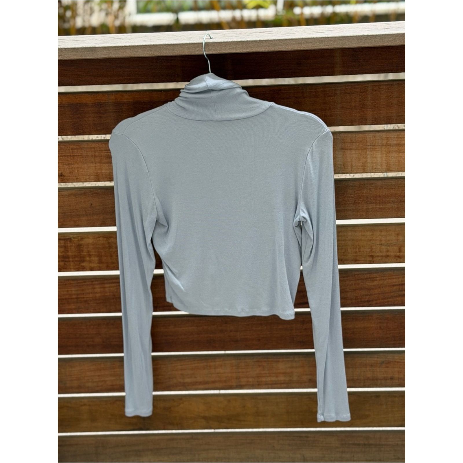 Aritzia Aritzia Sunday Best Turtleneck Crop Top Baby Blue Size M Size M / US 6-8 / IT 42-44 - 5 Thumbnail