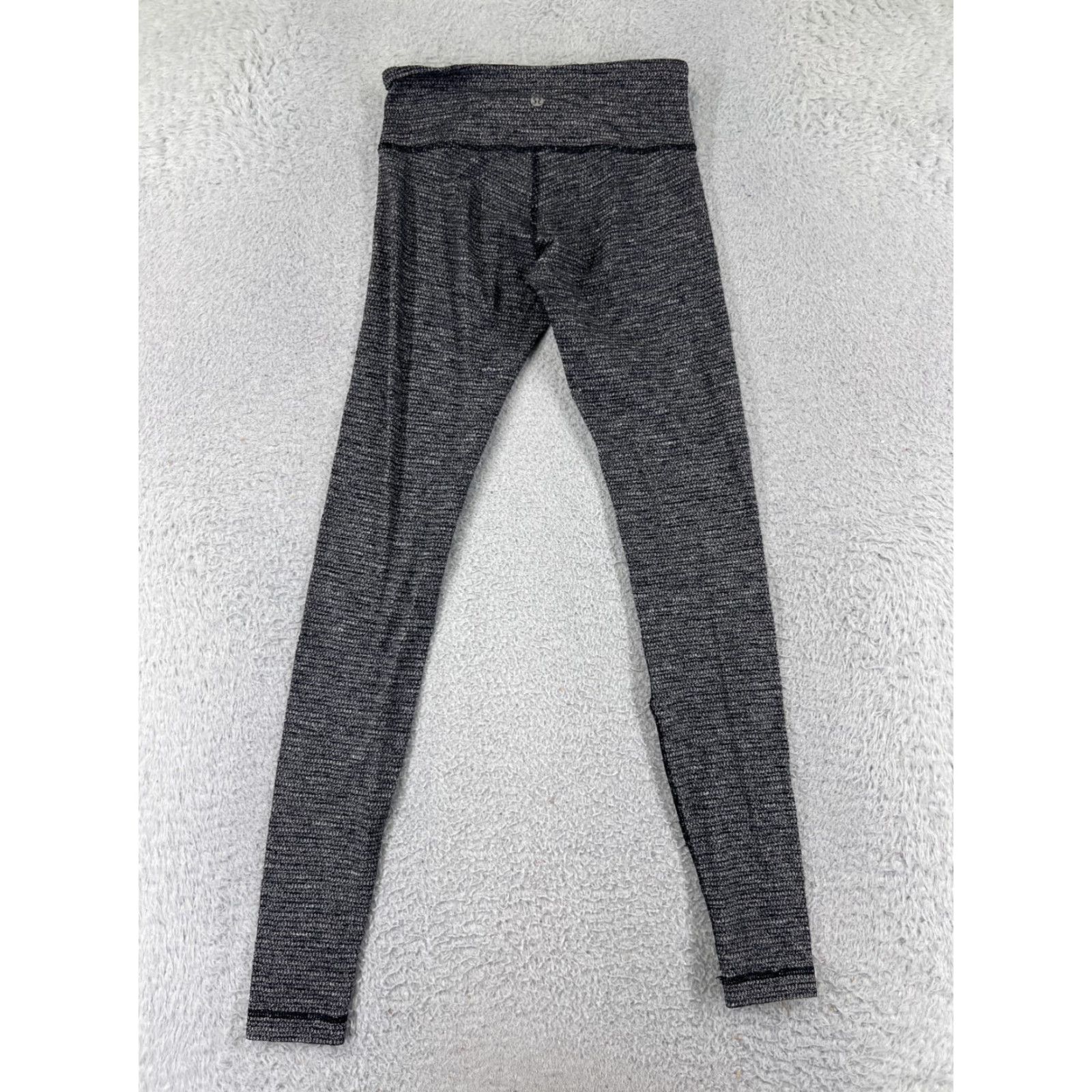 Lululemon Lululemon Gym Yoga Leggings Women's 6 Gray Cropped Skinny Pockets Zip Pocket Legging 27 in Inseam Size 28" / US 6 / IT 42 - 2 Thumbnail