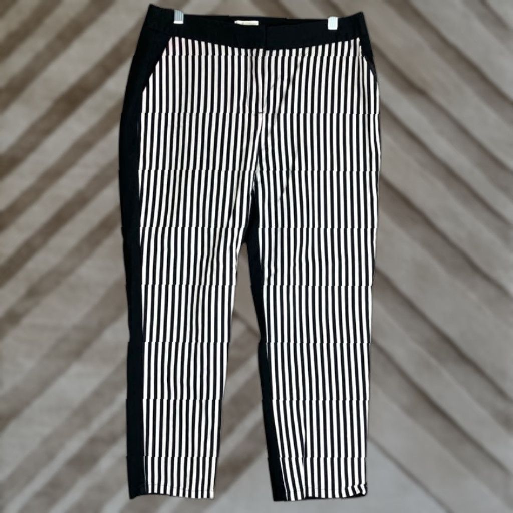 Vintage Chicos Womens Pants Black White Striped Cropped Straight Ankle Stretch 1 (M) Size 32" / US 10 / IT 46 - 1 Thumbnail
