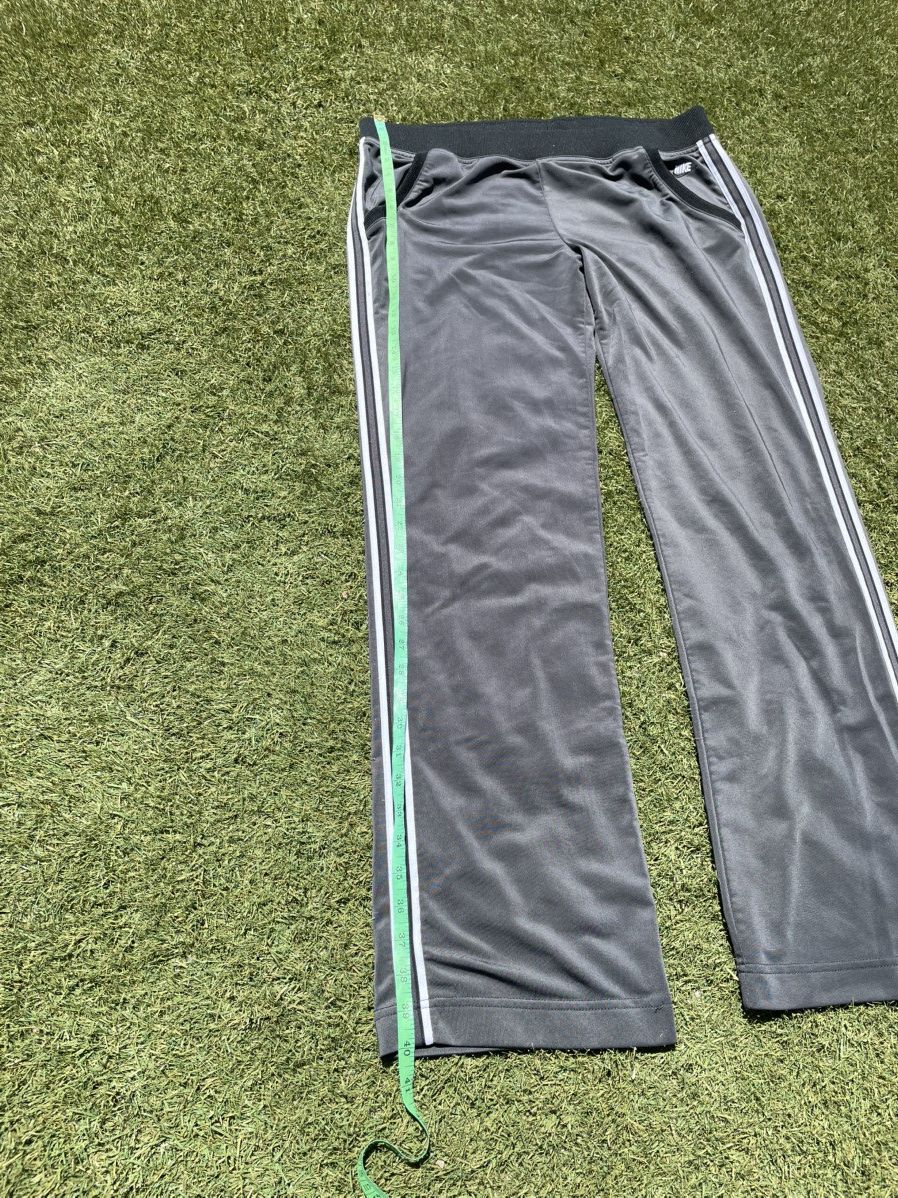 Nike Nike Yoga Pants Wide Leggings Black Women’s Size large Size 36" / US 14 / IT 50 - 4 Thumbnail