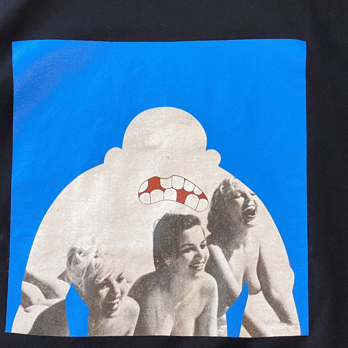 Kaws Vintage Original Fake Kaws Nude Tee Size US L / EU 52-54 / 3 - 3 Thumbnail