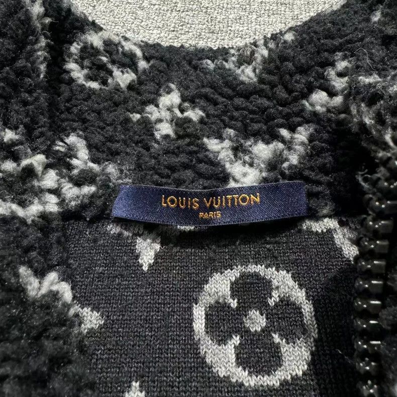 Louis Vuitton Louis Vuitton Black presbyopic teddy jacket 2501-Nextarrow Size US S / EU 44-46 / 1 - 4 Thumbnail