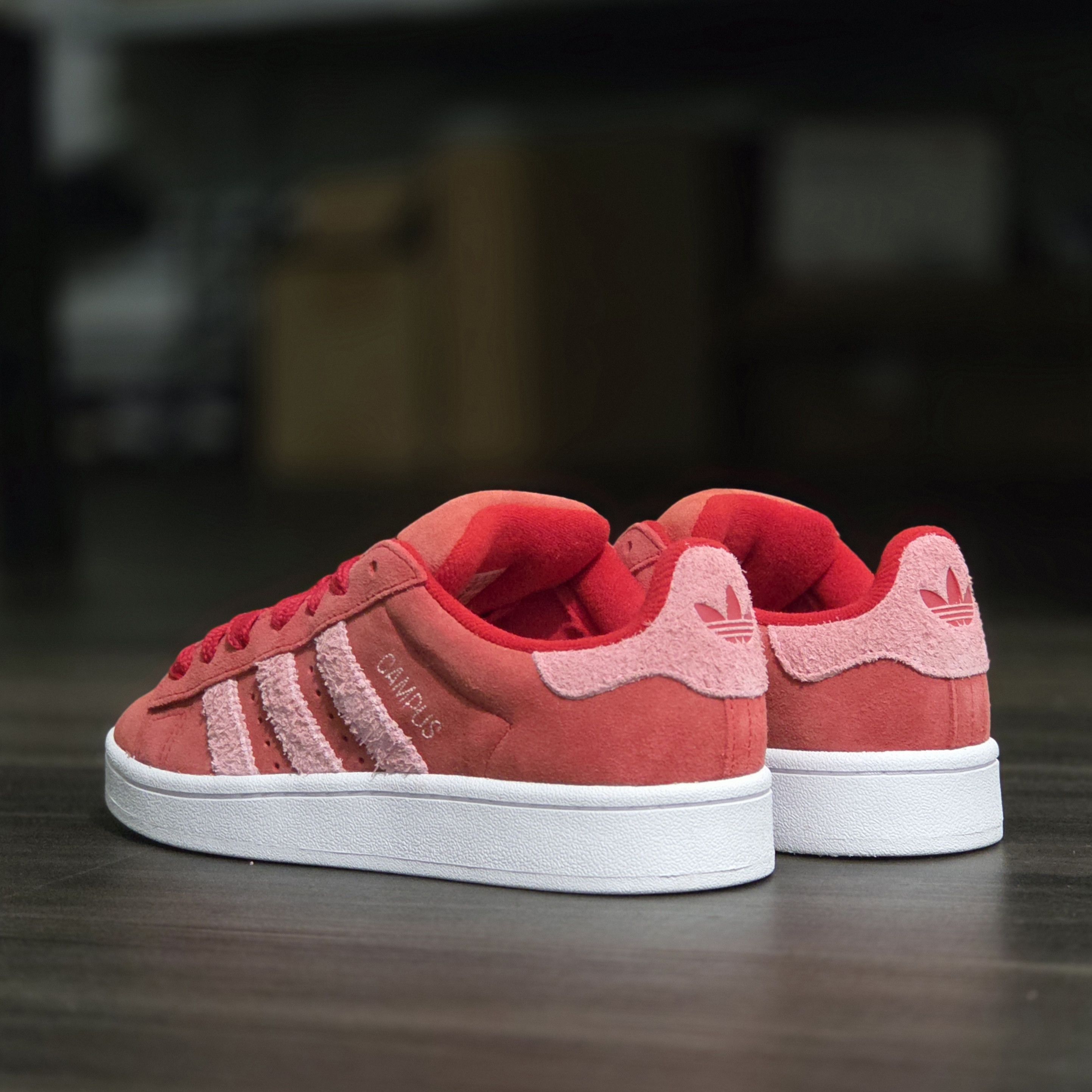 Adidas Adidas Campus 00s -Scarlet Pink Spark Red Women's--Size 6.5 Size US 6.5 / IT 36.5 - 11 Thumbnail