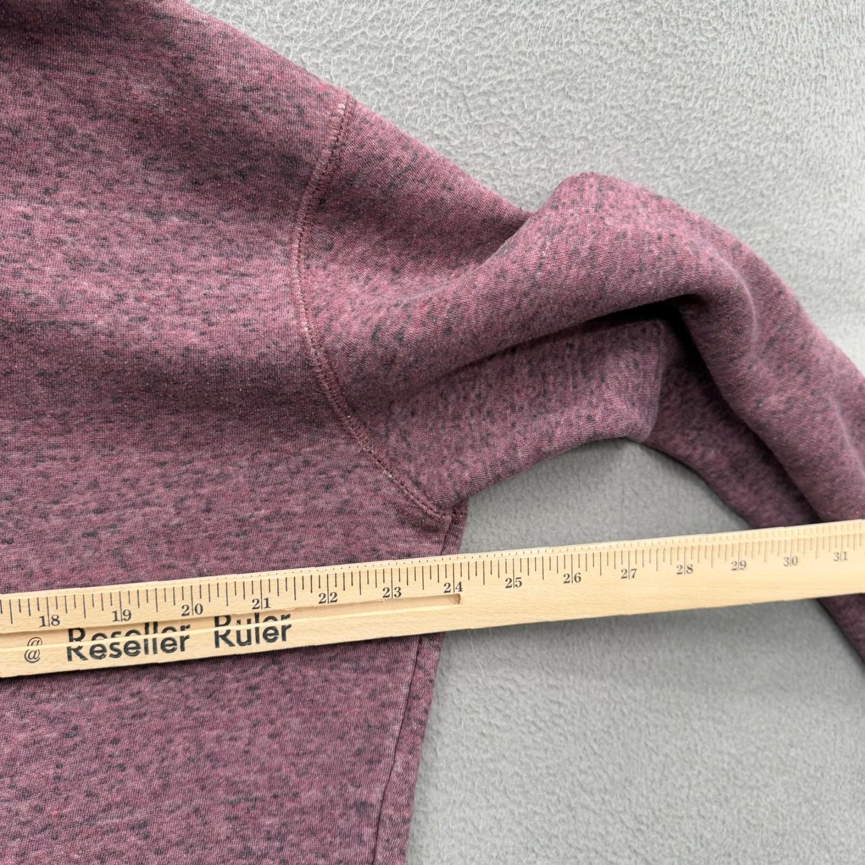 Champion VINTAGE Champion Hoodie Sweatshirt Mens Medium Maroon Kangaroo Pocket Graphic Print C Logo CHAMPION P.E. MAJOR PHYS. ED. Size US M / EU 48-50 / 2 - 4 Thumbnail