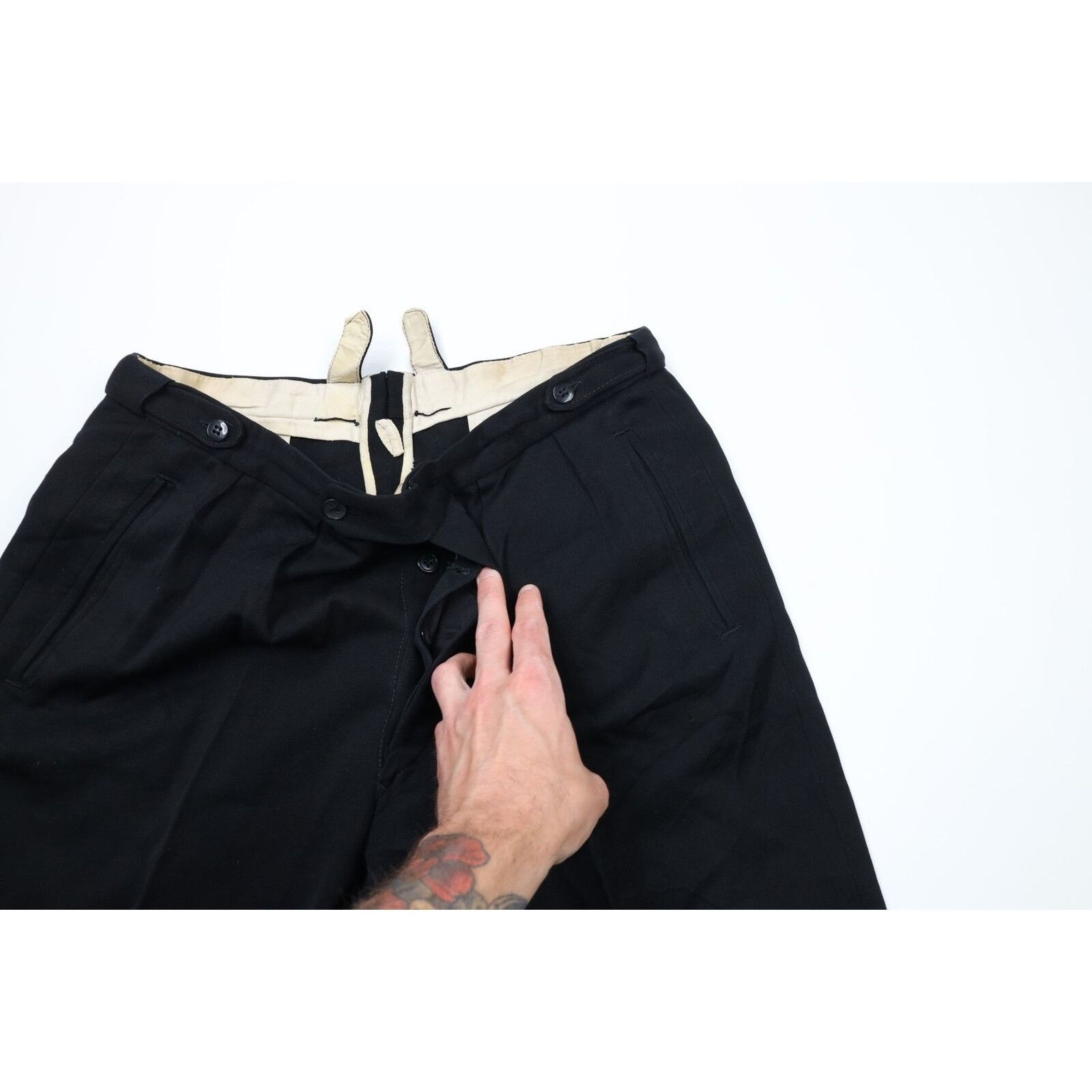 Vintage Vintage 40s Streetwear Thrashed Button Fly Pleated Pants Size US 34 / EU 50 - 8 Thumbnail