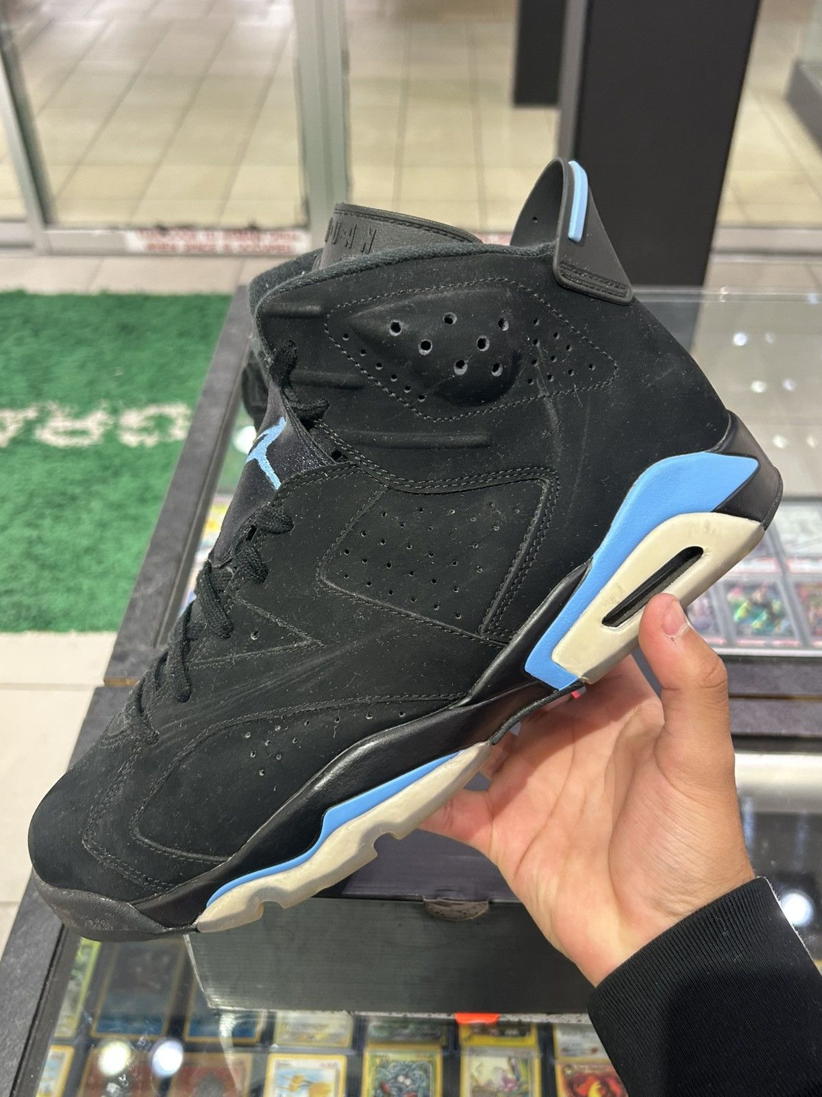 Jordan Brand Jordan 6 UNC 2015 Size US 12 / EU 45 - 2 Thumbnail