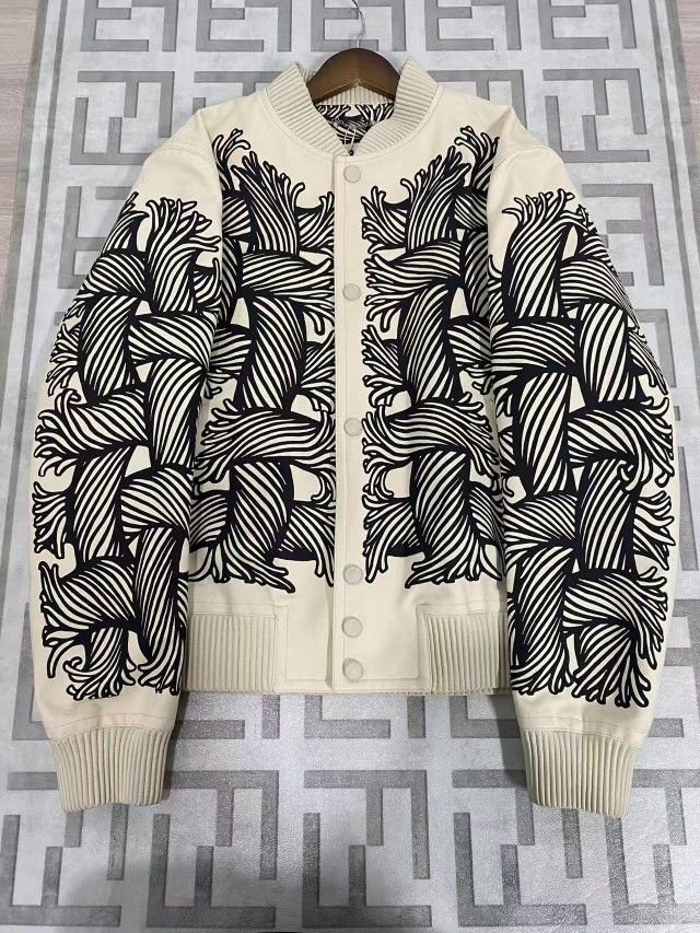 Louis Vuitton Louis Vuitton Graphic Bomber Jacket Size L Size US L / EU 52-54 / 3 - 1 Thumbnail