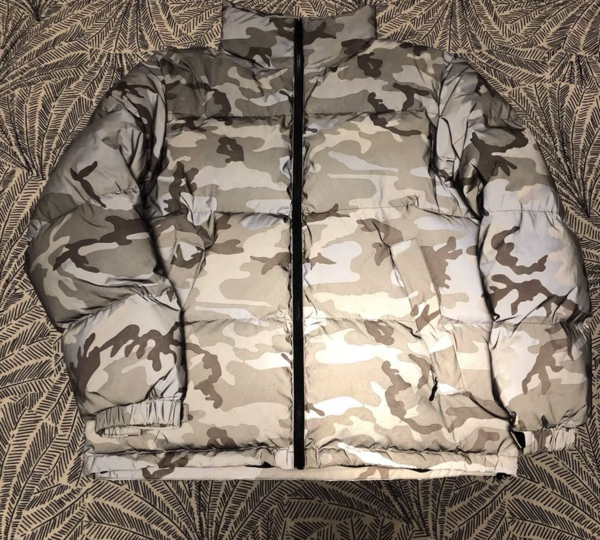 Supreme Supreme fw18 reflective camo snow camo nuptse puffy Jacket Size US XL / EU 56 / 4 - 1 Thumbnail