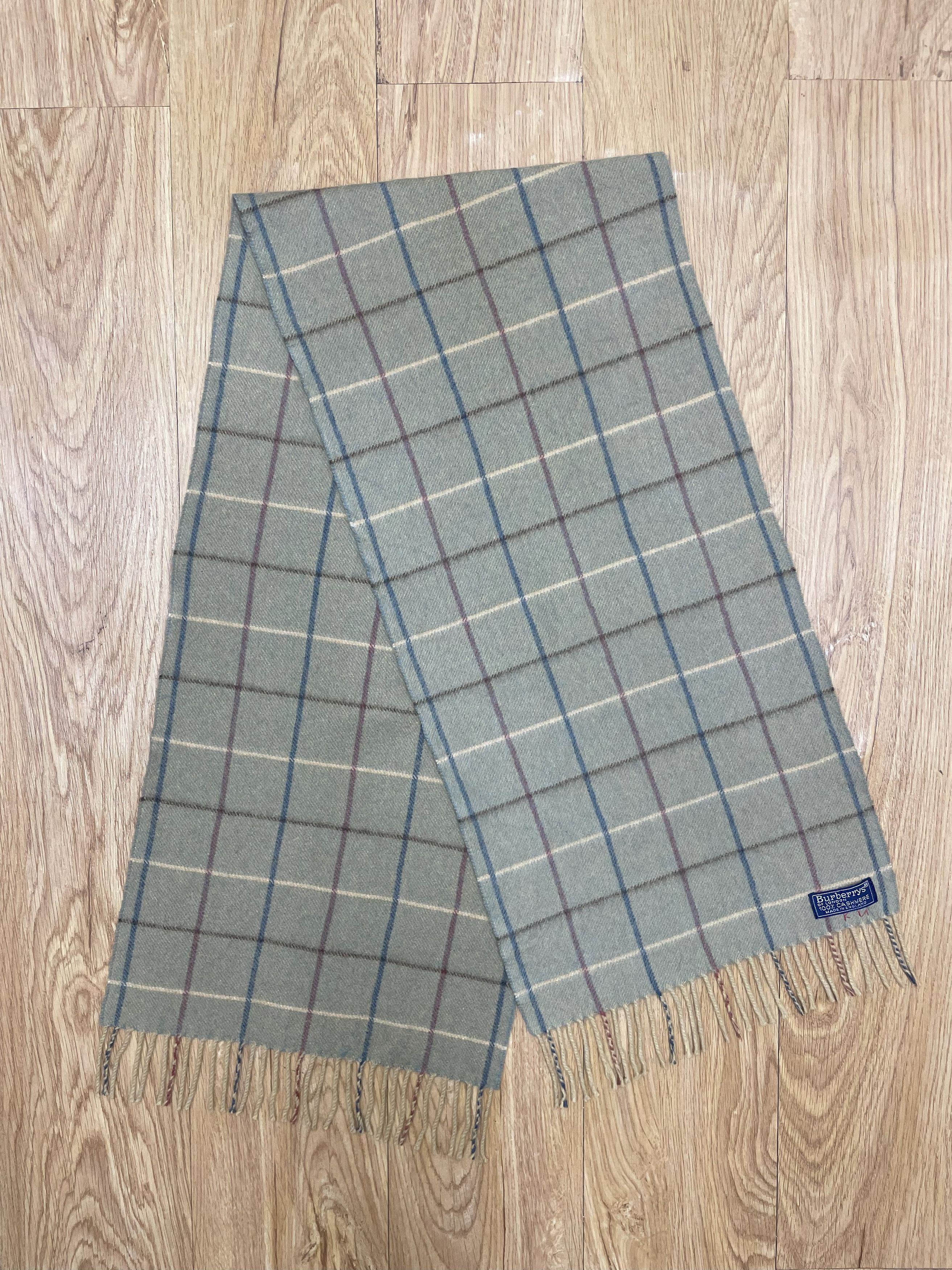 Burberry Burberrys Scarf / Muffler - 6150 Size ONE SIZE - 3 Thumbnail