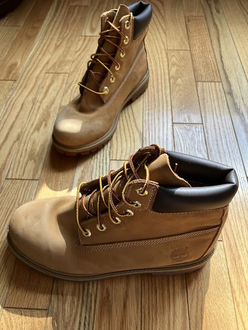 Timberland Timberland Waterproof Wheat Boys Leather Boots sz 7 W 8.5 Size US 7 / EU 40 - 2 Thumbnail