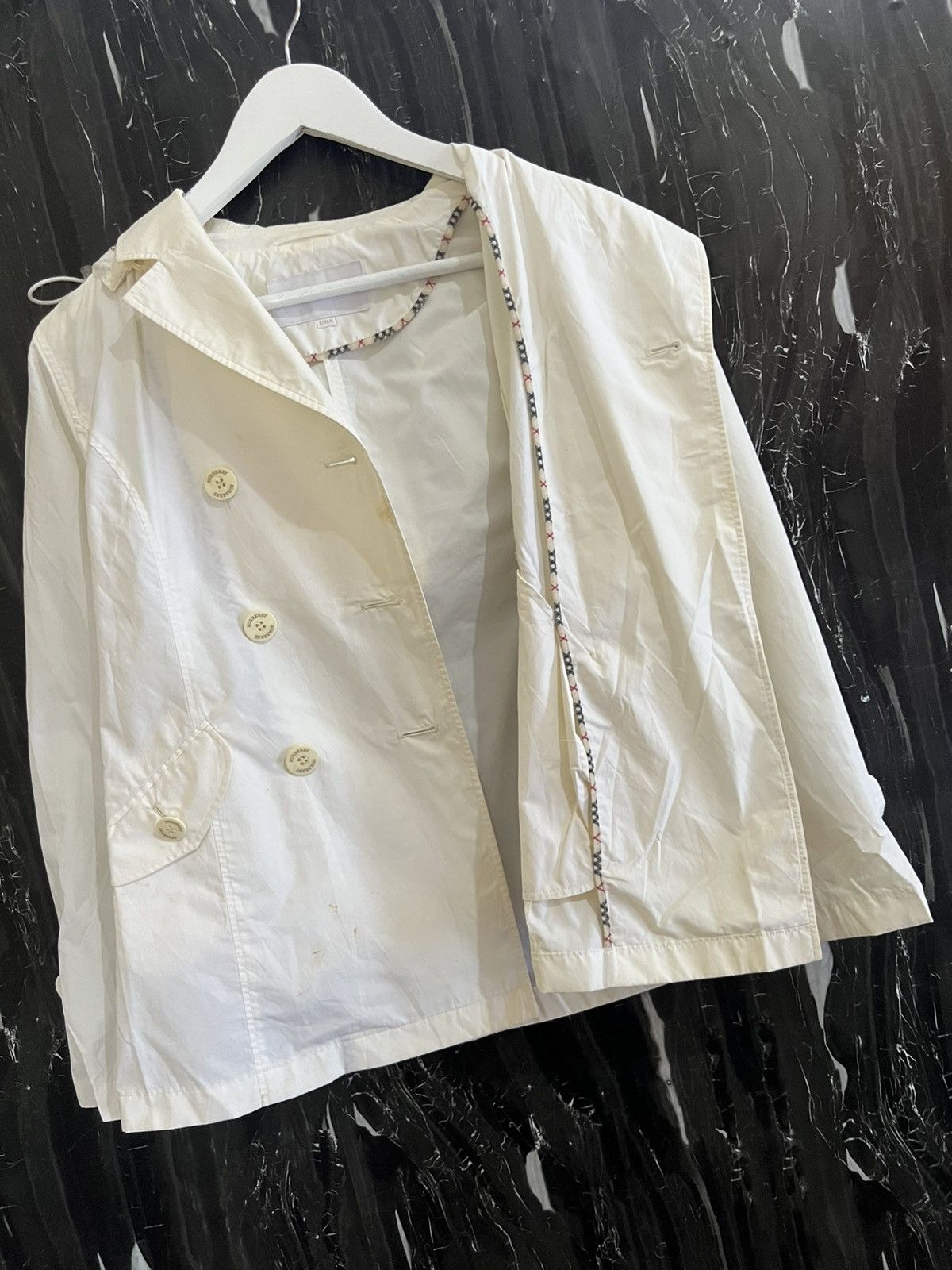 Burberry BURBERRY LONDON WHITE JACKET Size US S / EU 44-46 / 1 - 6 Thumbnail