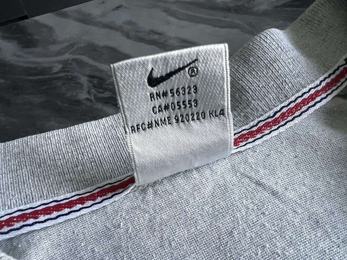 Nike Nike : Dry Fit Jersey Shirt Stripe Embroider Logo Size US M / EU 48-50 / 2 - 8 Thumbnail