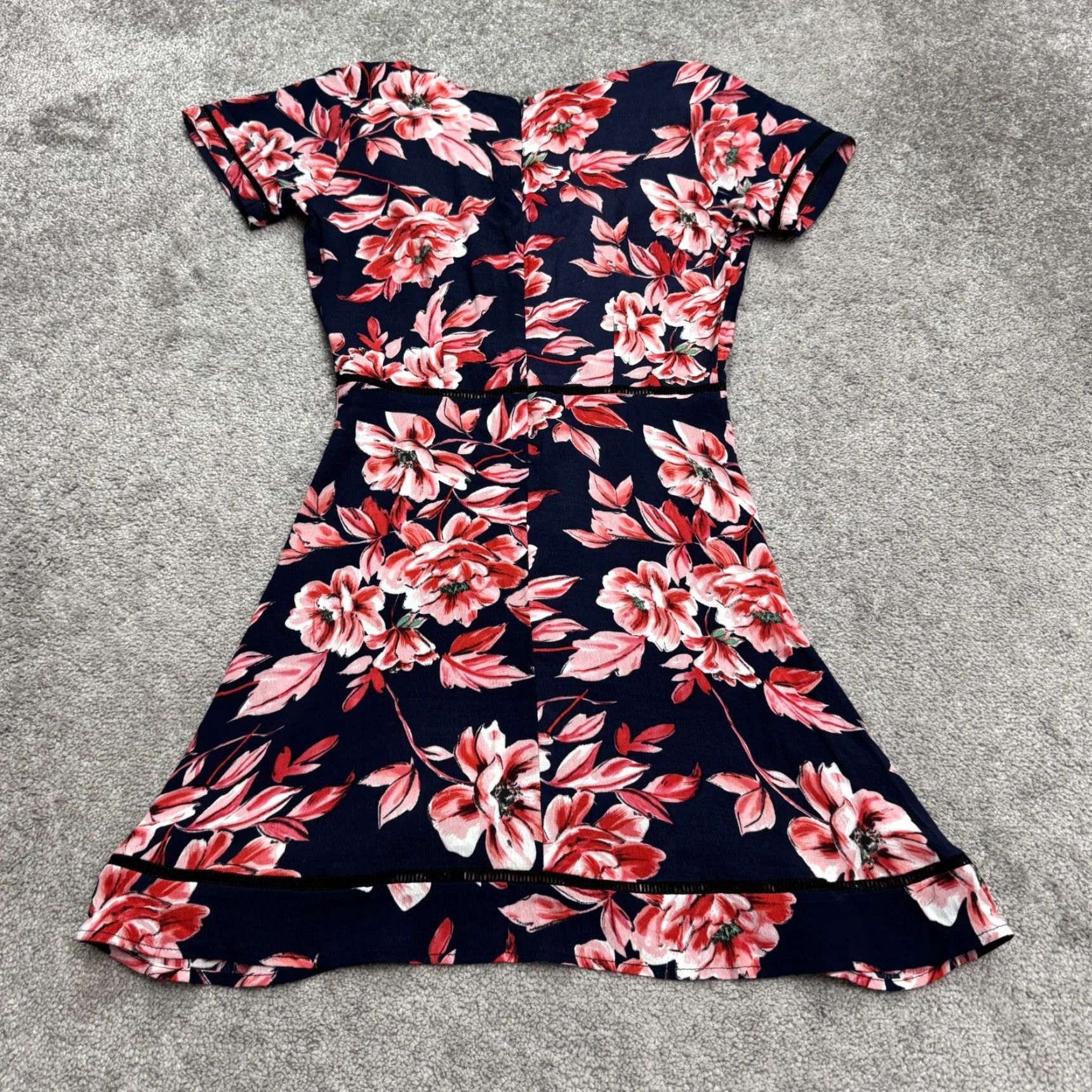 AQUA Aqua Floral Mini Dress Women M Navy Pink V-Neck Rayon Boho A-Line Short Sleeve Casual Beach Bohemian Flower Knit Pattern Multicolor Dress Size M / US 6-8 / IT 42-44 - 2 Thumbnail