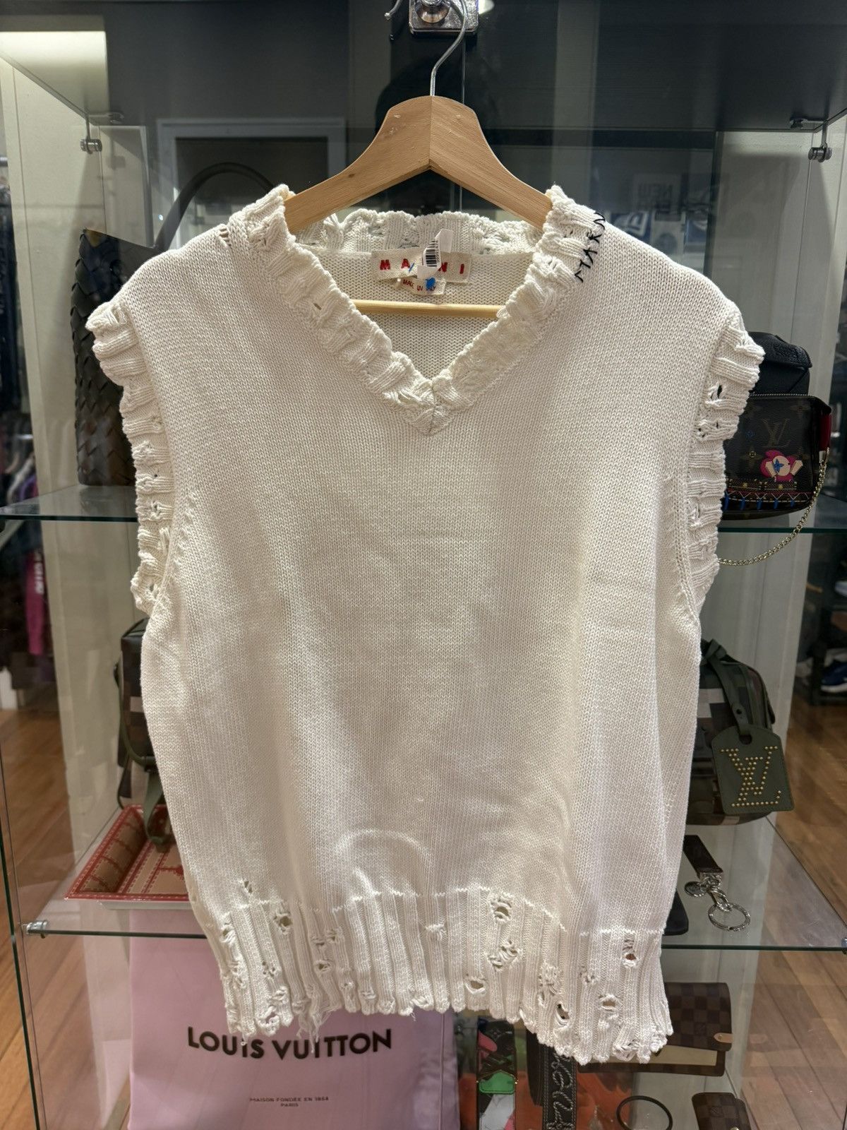 Marni Marni Destroyed Knit Cotton Vest - White Size US L / EU 52-54 / 3 - 1 Thumbnail