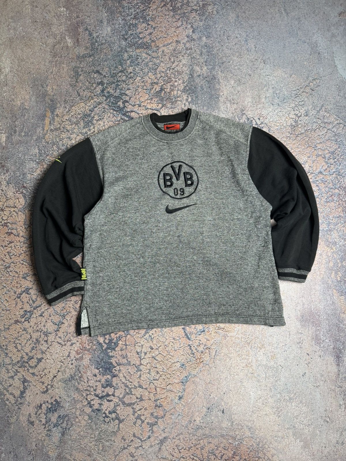 90s Nike Premier Borussia Dortmund Blokecore Boxy Sweatshirt