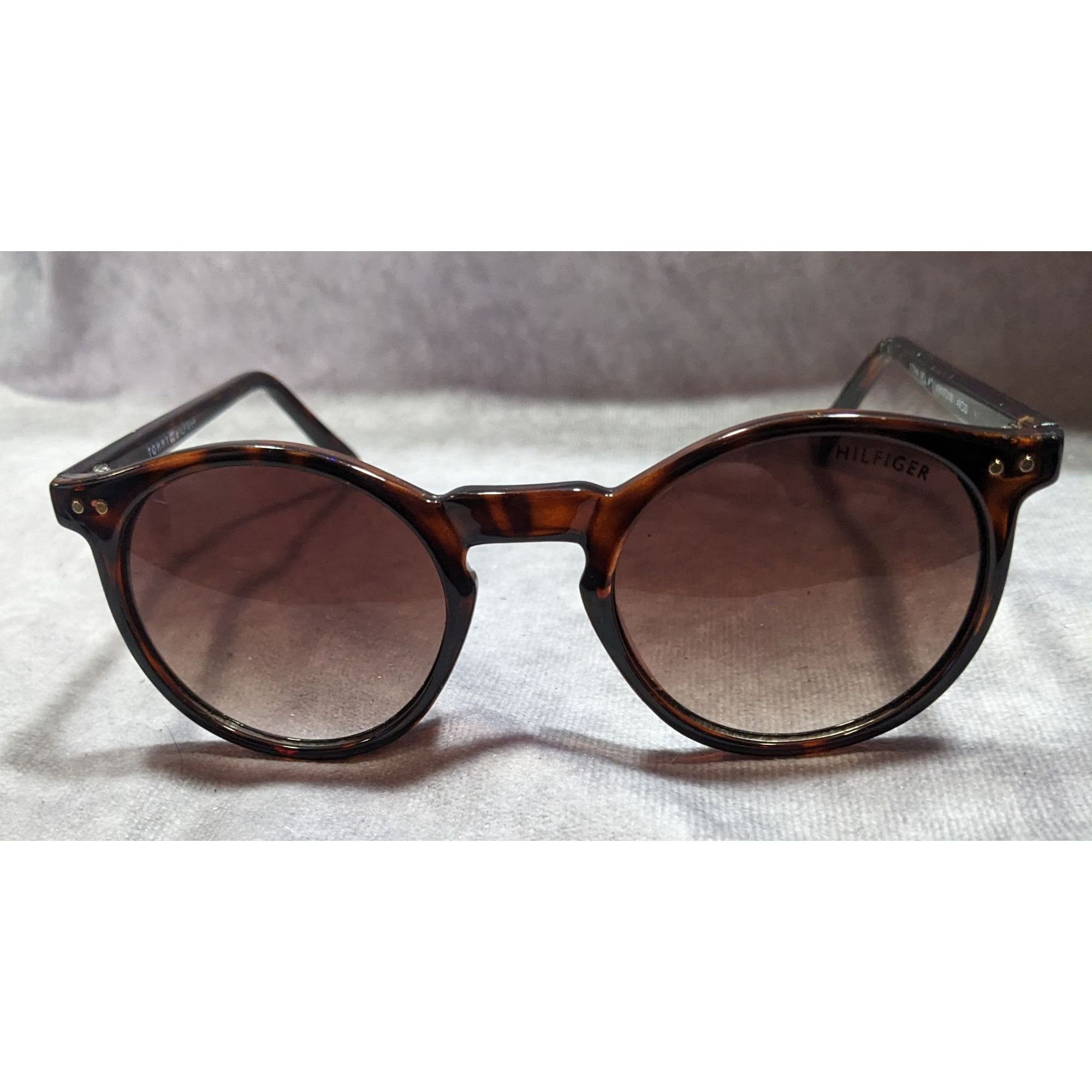 Tommy Hilfiger Preppy Joy WP Tortoise And Gold Twist Sunglesses Tommy Hilfiger Sunglasses JOY WP OL20 Tortoise Round Mens  main image 4
