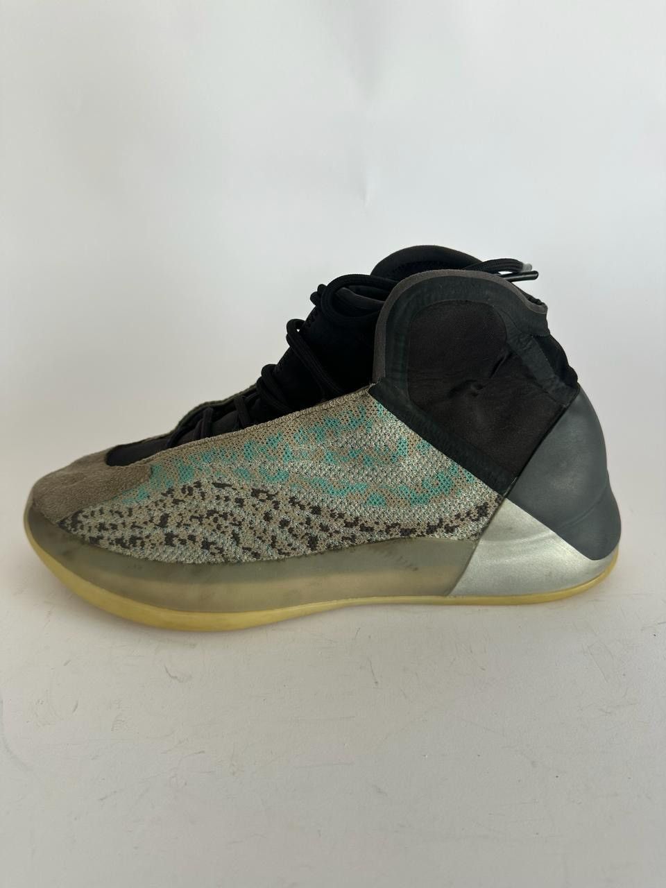 Adidas Adidas Yeezy Quantum Teal Blue Size 10.5 US Size US 10.5 / EU 43-44 - 7 Thumbnail