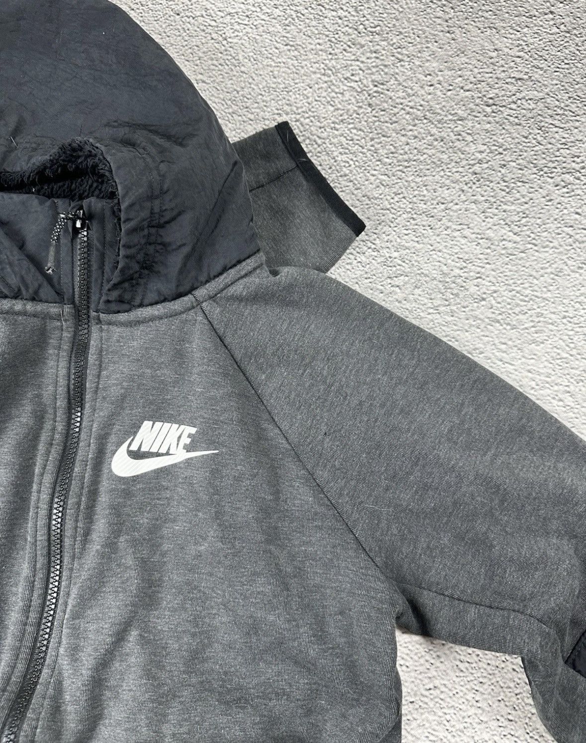 Nike Vintage Nike Fur Fuzzy Faux Full Zip Hoodie Nylon Bomber Y2K Size XS / US 0-2 / IT 36-38 - 7 Thumbnail
