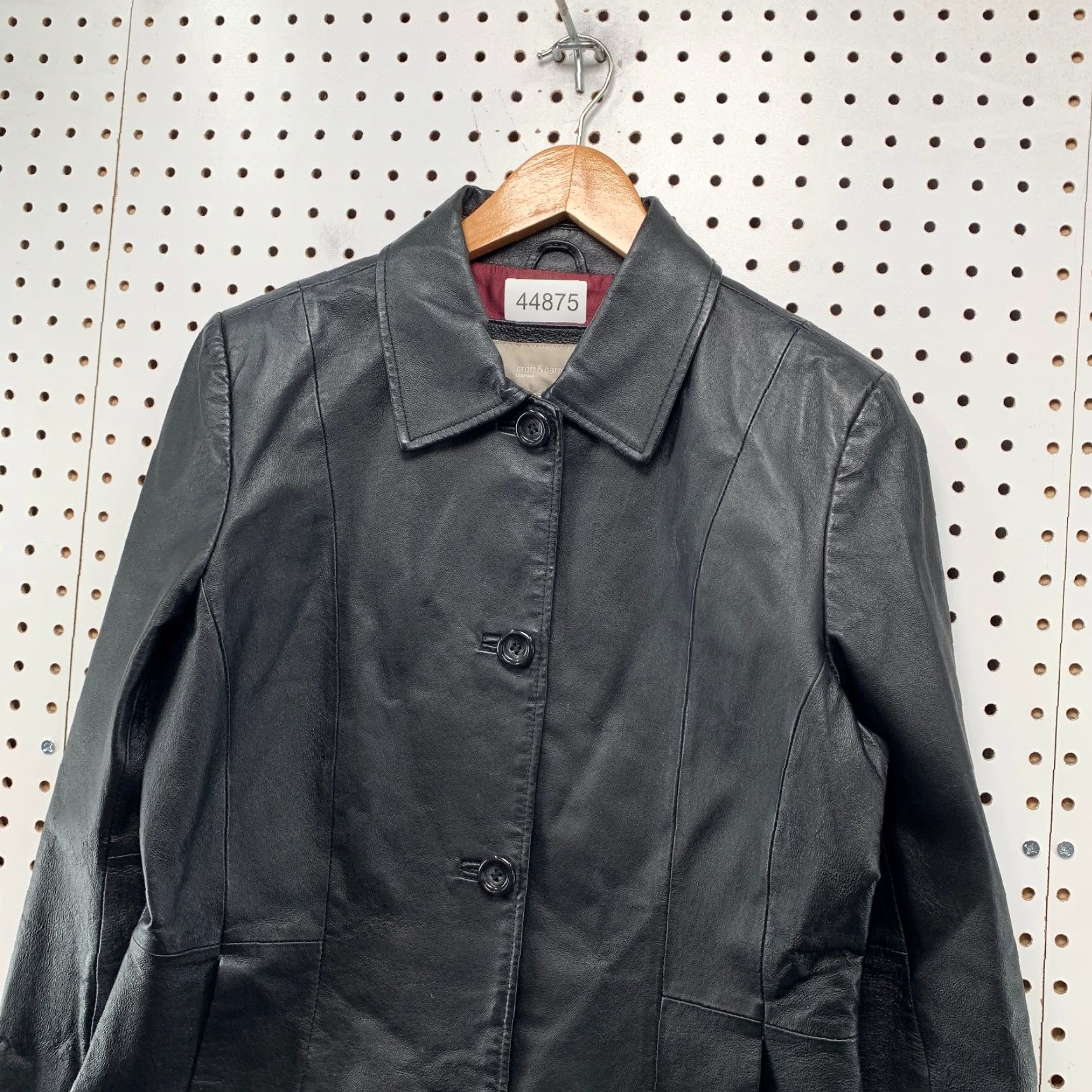 Croft & Barrow VINTAGE Croft & Barrow Leather Jacket Womens Small Black Button Up Red Liner Casual Jacket Womens S Black Solid Leather 90s Style Mens Womens Size S / US 4 / IT 40 - 7 Thumbnail